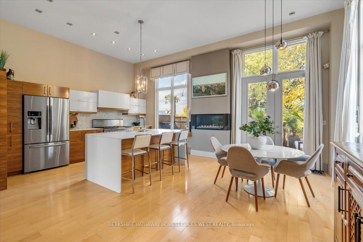 71 Guthrie Ave, Toronto, ON M8Y3L2 | 4 Bedroom 4 Bathroom Detached House | Image 5