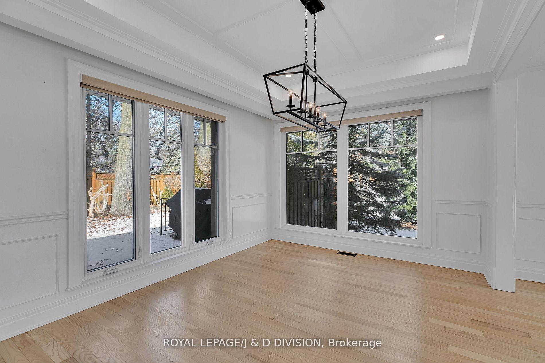 2 Blackdown Cres, Toronto, ON M9B5X6 | 3 Bedroom 3 Bathroom Detached House | Image 13