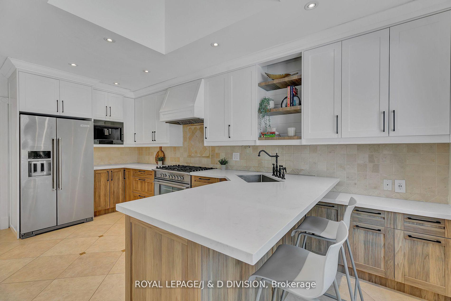 2 Blackdown Cres, Toronto, ON M9B5X6 | 3 Bedroom 3 Bathroom Detached House | Image 16