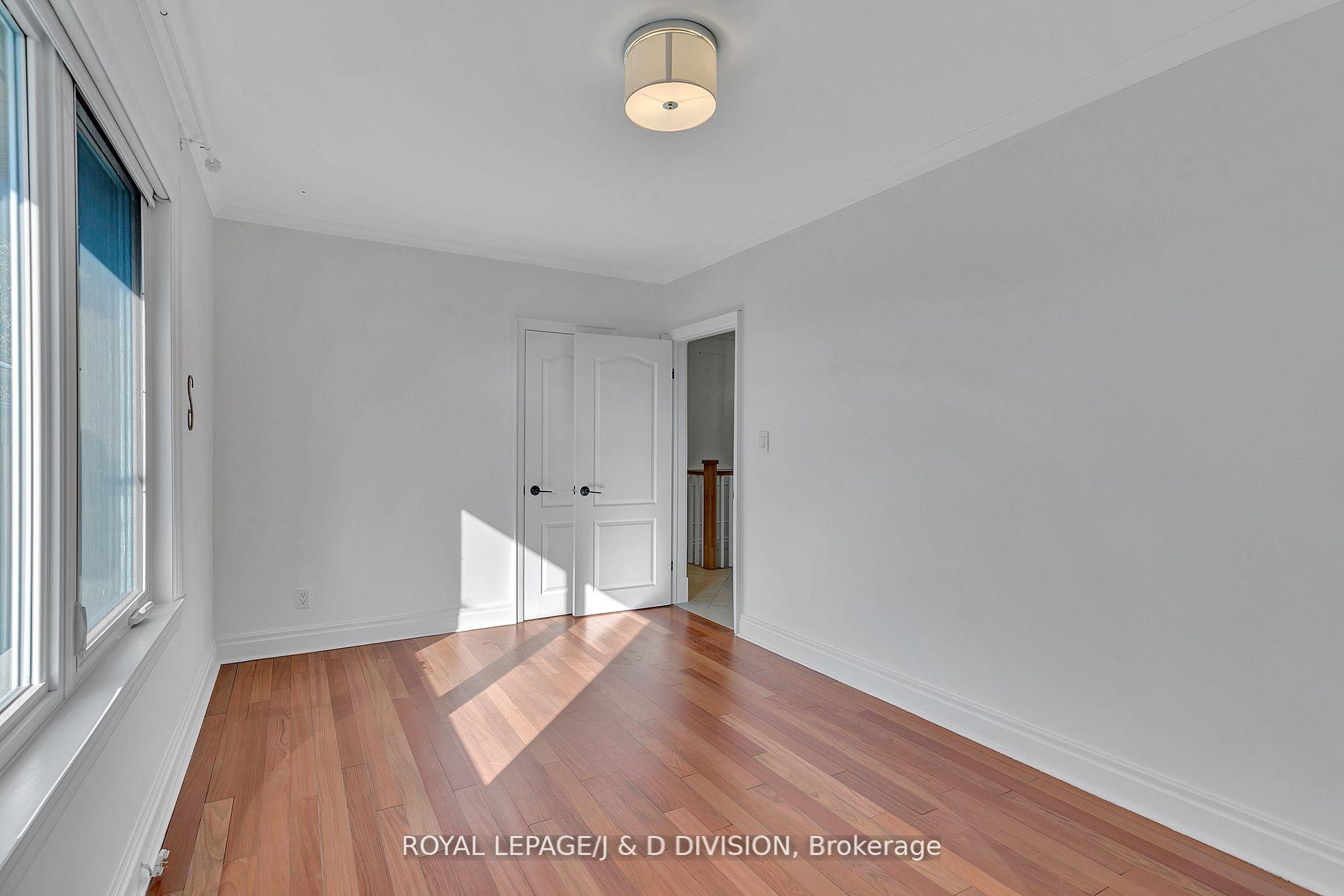 2 Blackdown Cres, Toronto, ON M9B5X6 | 3 Bedroom 3 Bathroom Detached House | Image 22