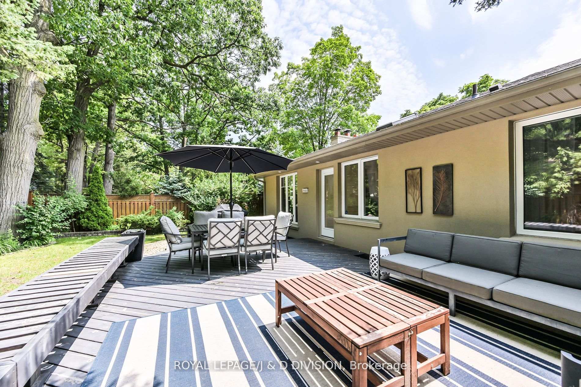 2 Blackdown Cres, Toronto, ON M9B5X6 | 3 Bedroom 3 Bathroom Detached House | Image 32