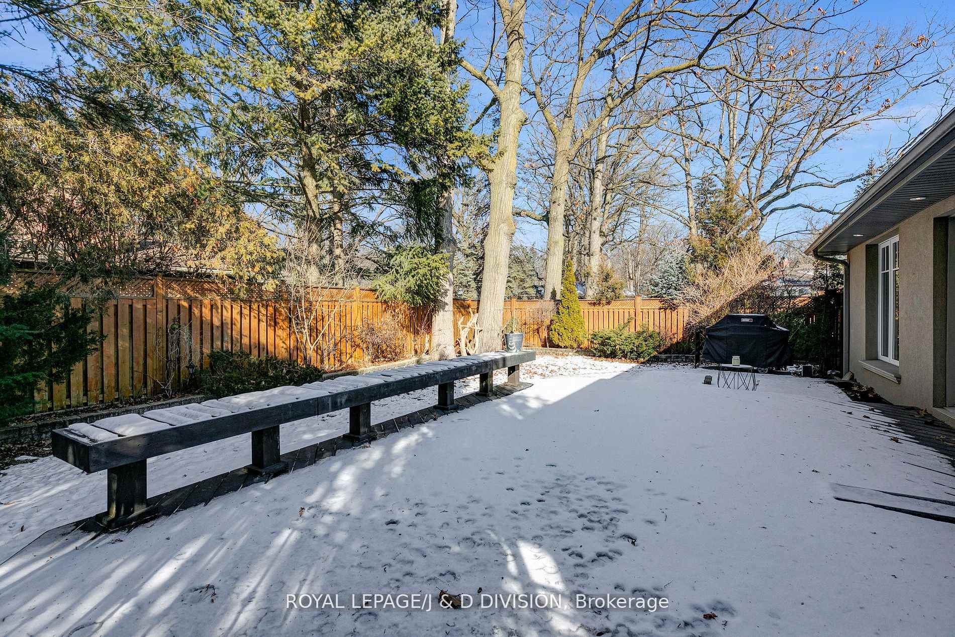 2 Blackdown Cres, Toronto, ON M9B5X6 | 3 Bedroom 3 Bathroom Detached House | Image 37