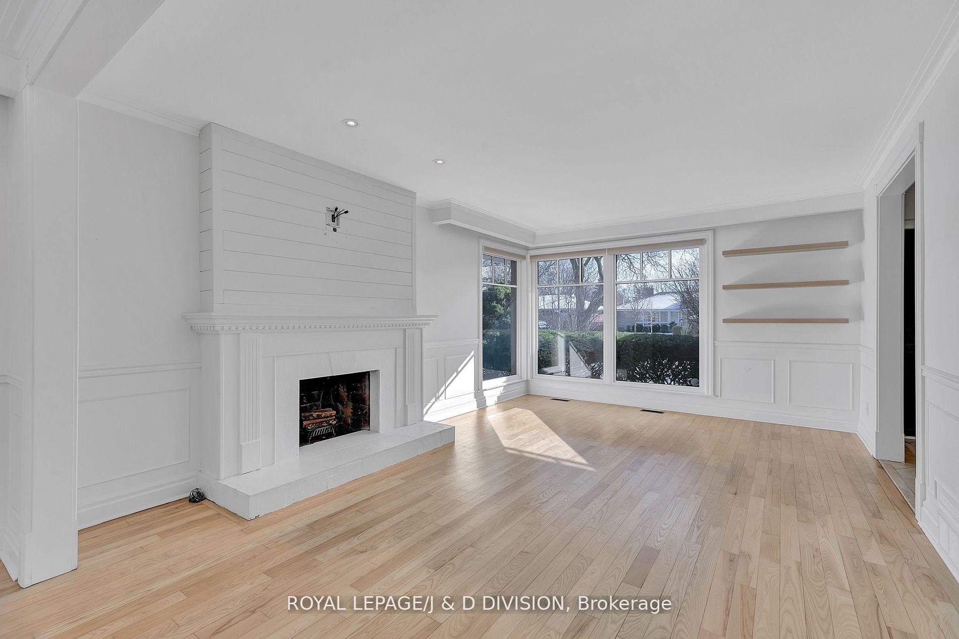 2 Blackdown Cres, Toronto, ON M9B5X6 | 3 Bedroom 3 Bathroom Detached House | Image 8