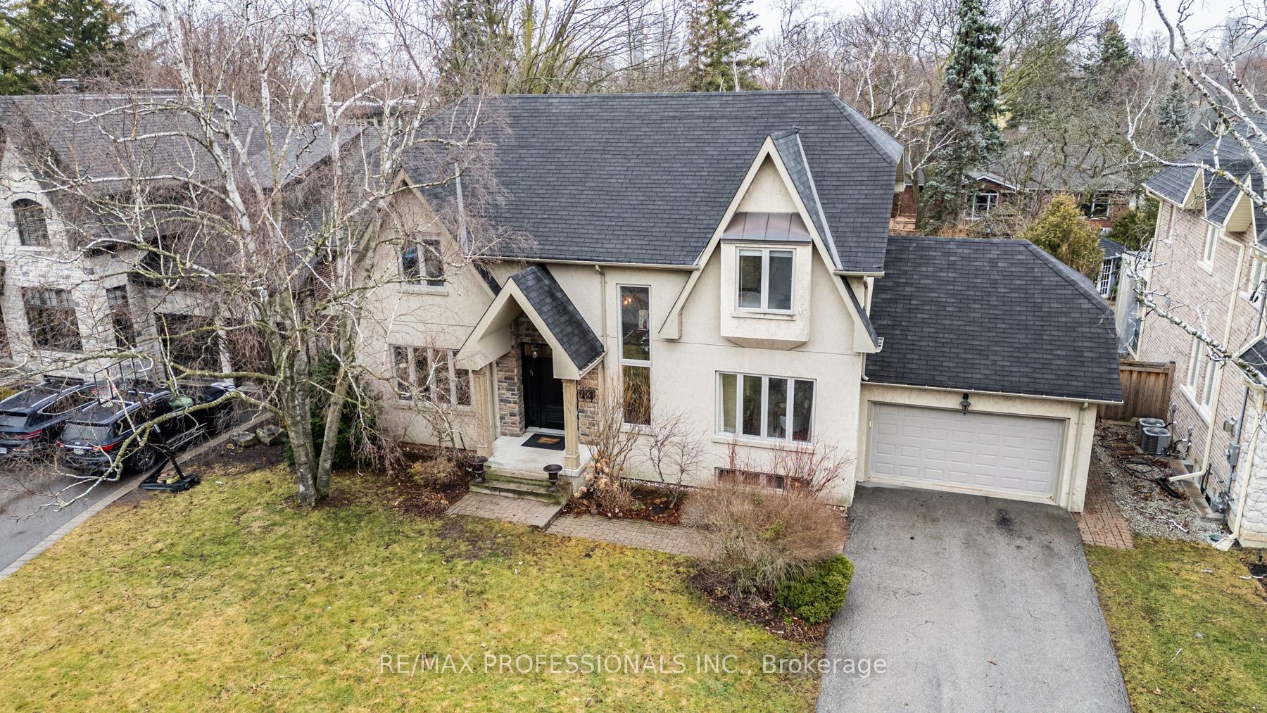 53 Great Oak Dr, Toronto, ON M9A1N3 | 3 Bedroom 4 Bathroom Detached House | Image 1