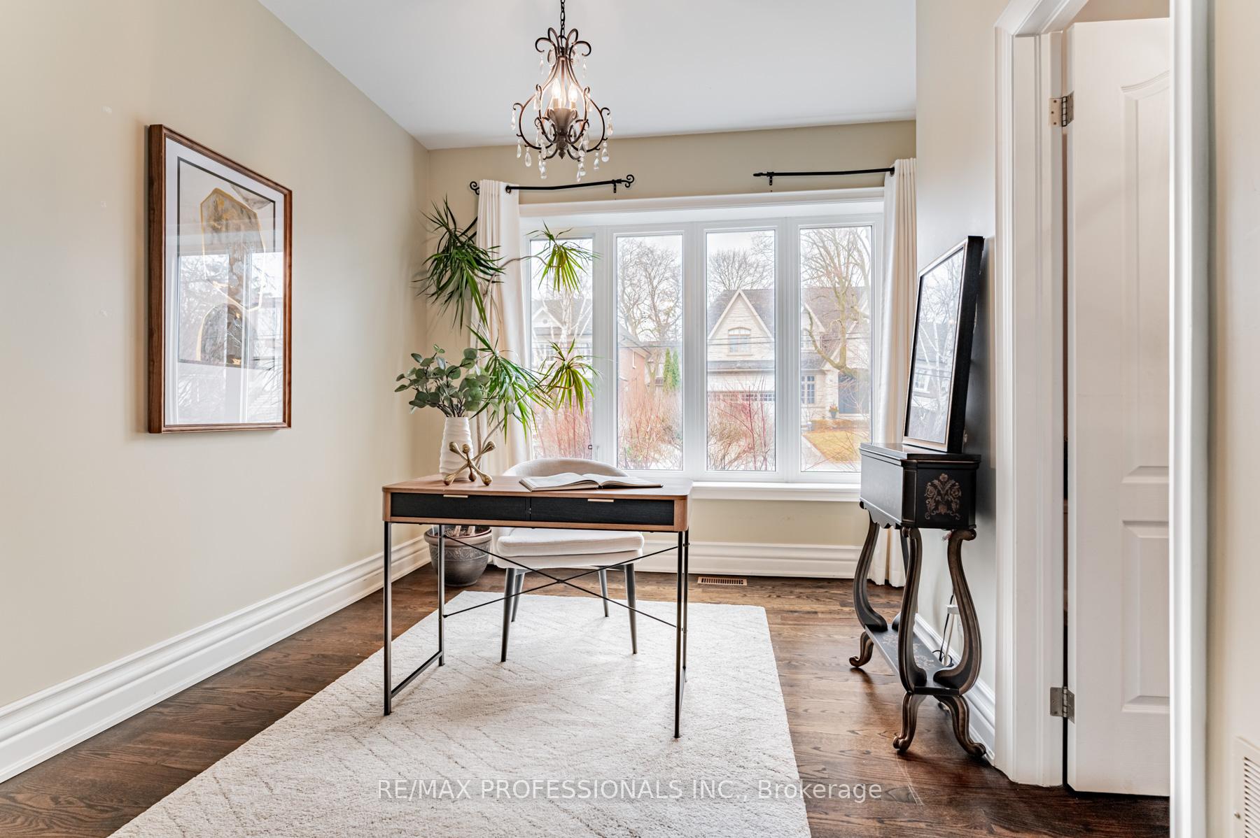 53 Great Oak Dr, Toronto, ON M9A1N3 | 3 Bedroom 4 Bathroom Detached House | Image 15