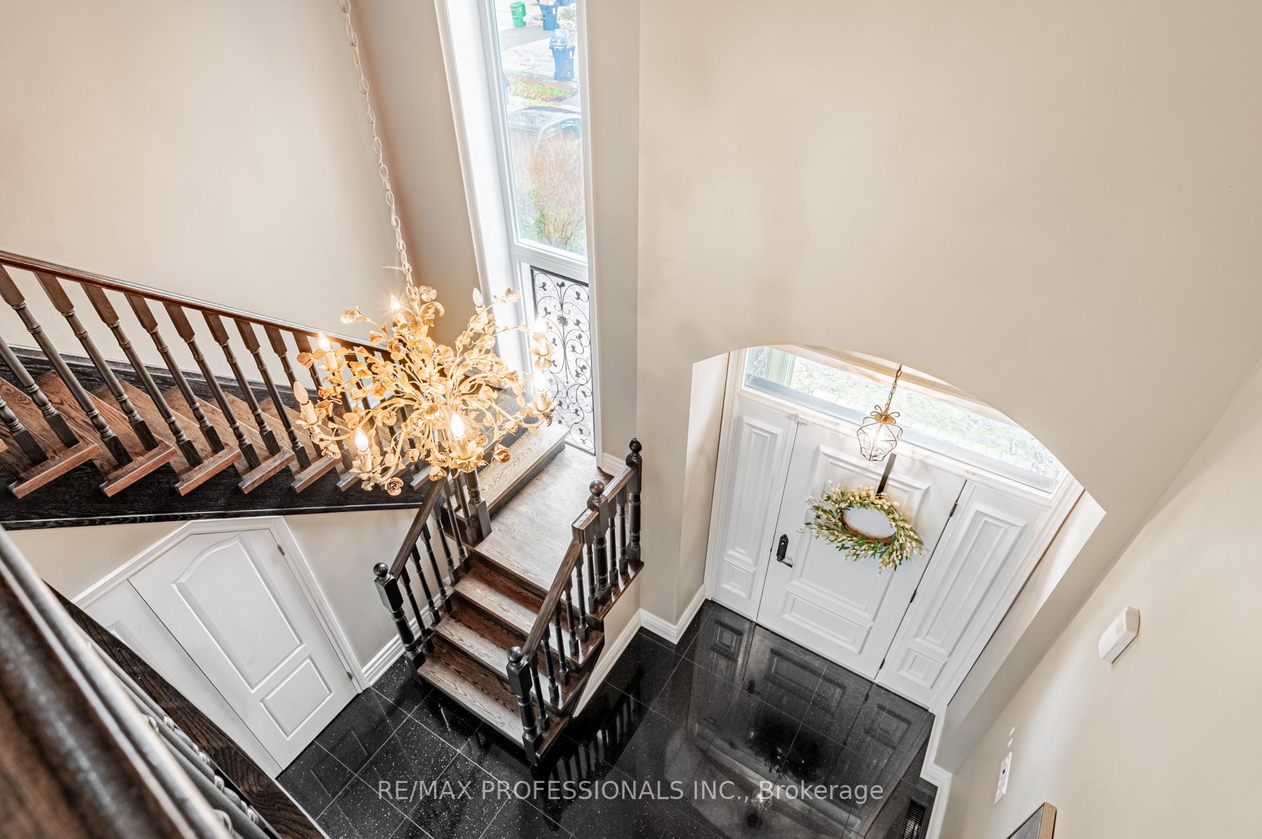 53 Great Oak Dr, Toronto, ON M9A1N3 | 3 Bedroom 4 Bathroom Detached House | Image 17