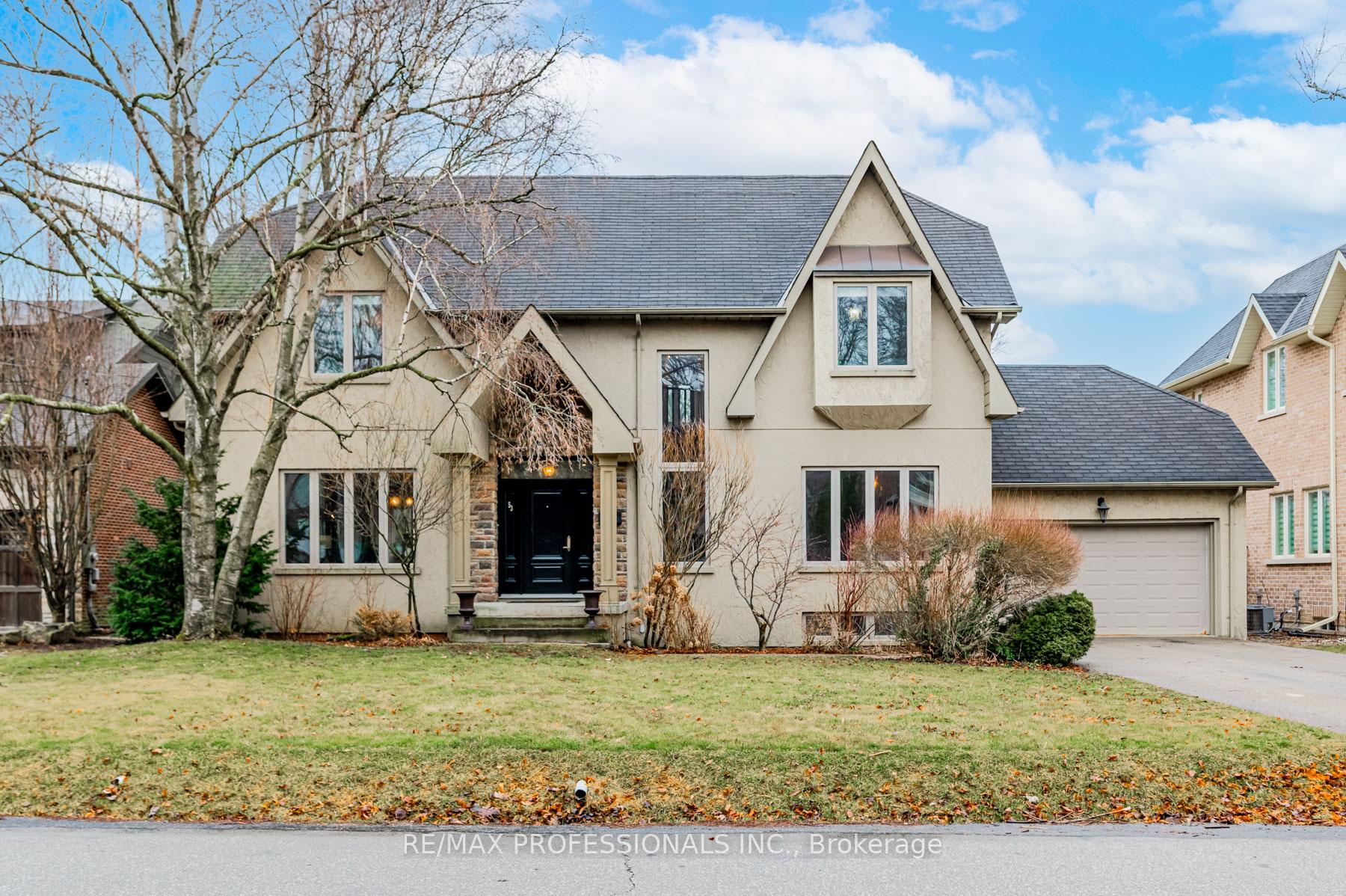 53 Great Oak Dr, Toronto, ON M9A1N3 | 3 Bedroom 4 Bathroom Detached House | Image 2