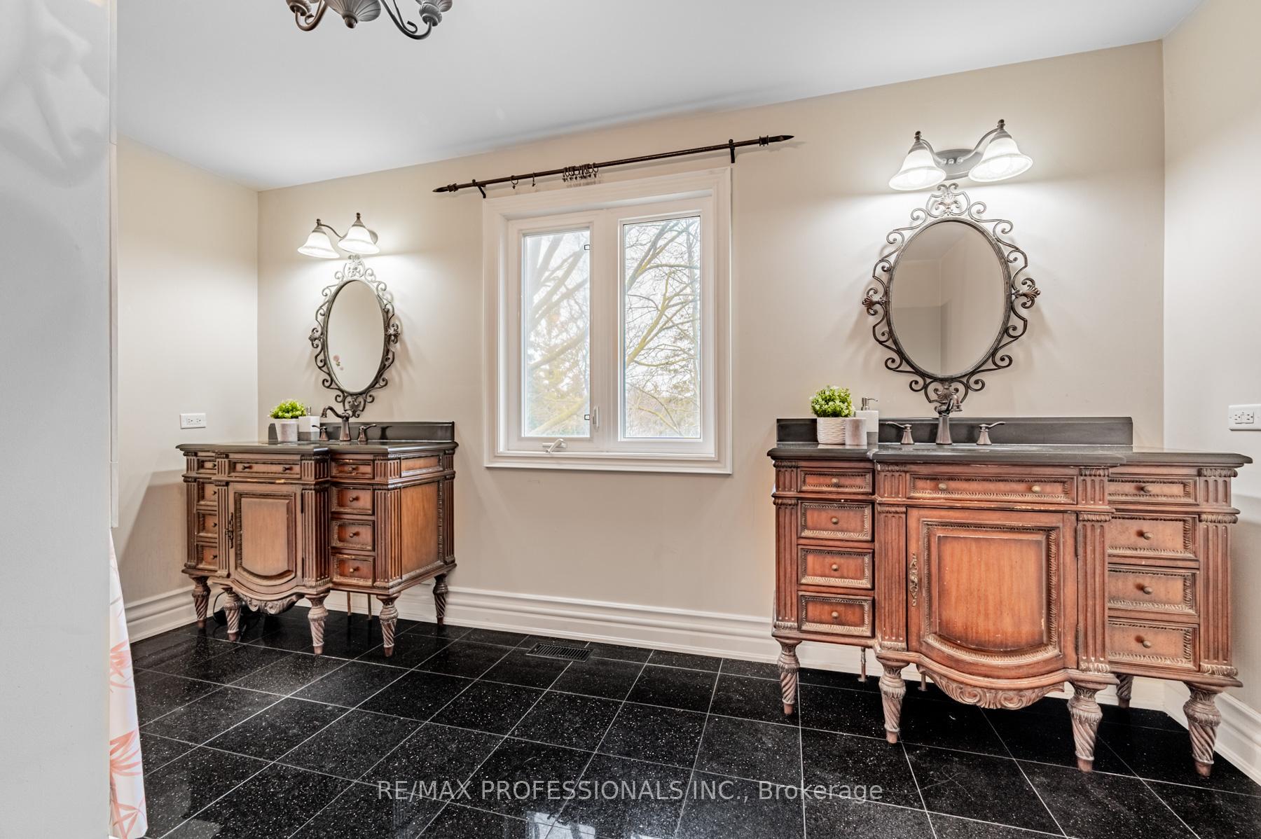 53 Great Oak Dr, Toronto, ON M9A1N3 | 3 Bedroom 4 Bathroom Detached House | Image 21