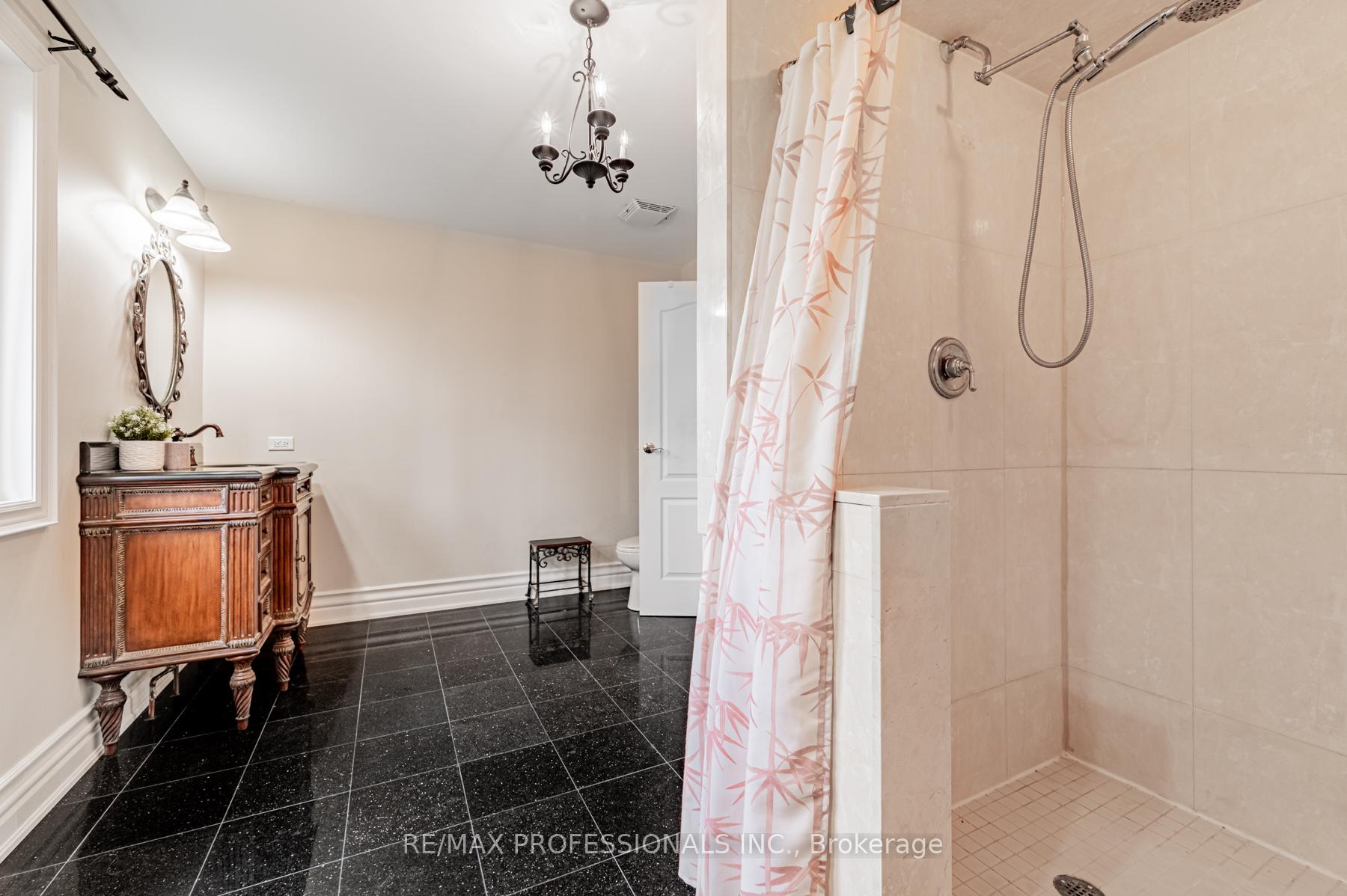 53 Great Oak Dr, Toronto, ON M9A1N3 | 3 Bedroom 4 Bathroom Detached House | Image 22