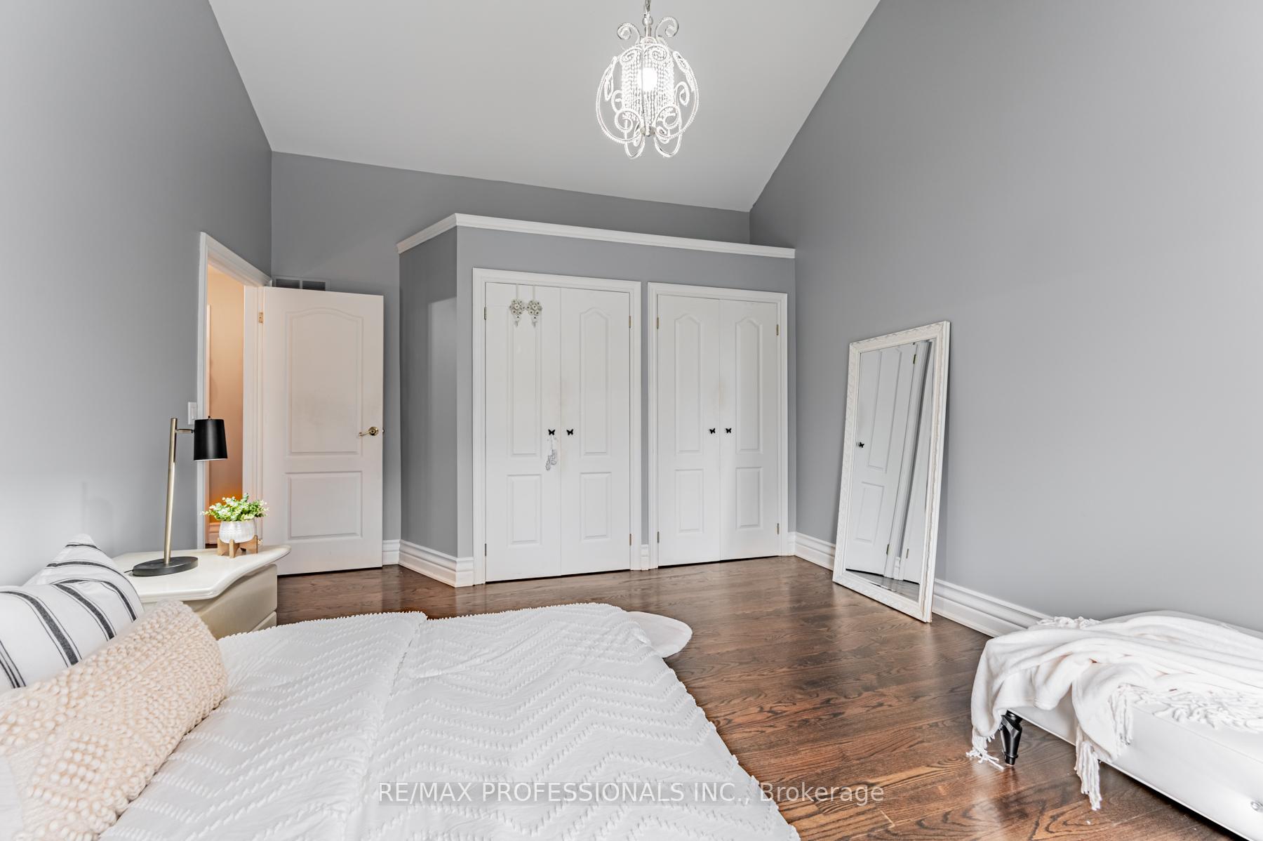 53 Great Oak Dr, Toronto, ON M9A1N3 | 3 Bedroom 4 Bathroom Detached House | Image 26