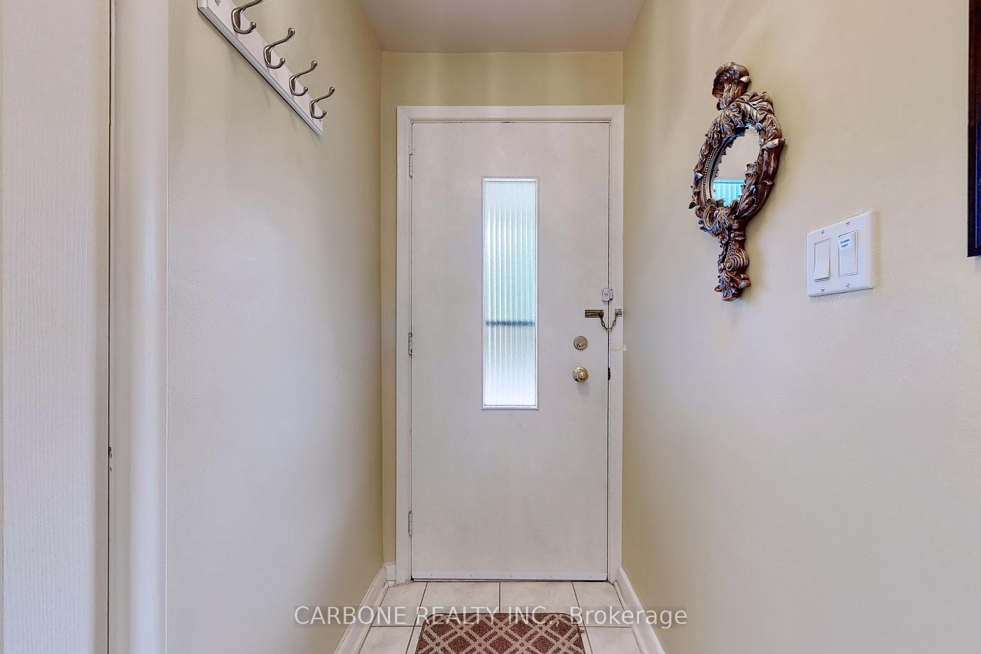 105 Hallsport Cres, Toronto, ON M3M2K5 | 4 Bedroom 2 Bathroom Detached House | Image 15