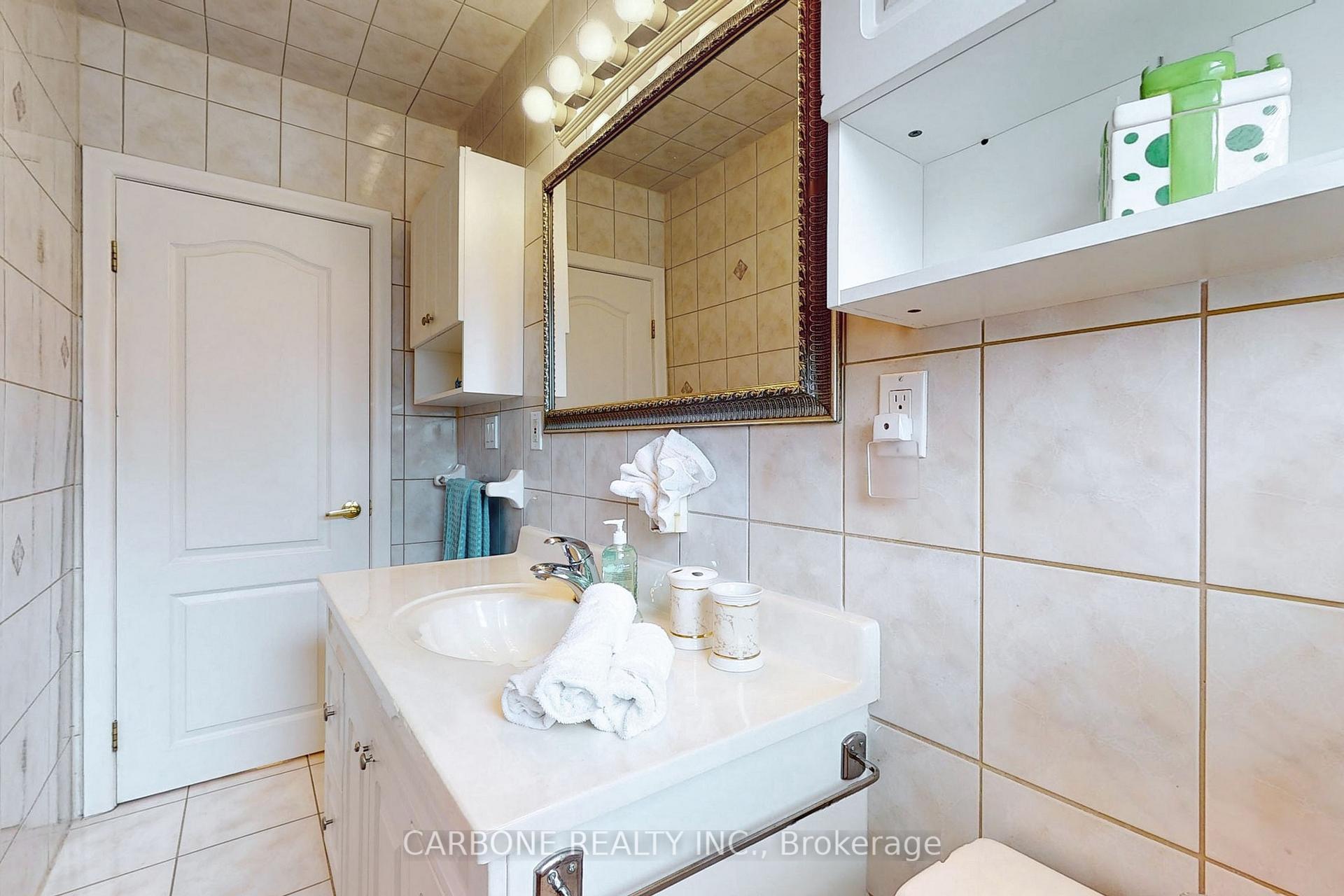 105 Hallsport Cres, Toronto, ON M3M2K5 | 4 Bedroom 2 Bathroom Detached House | Image 23