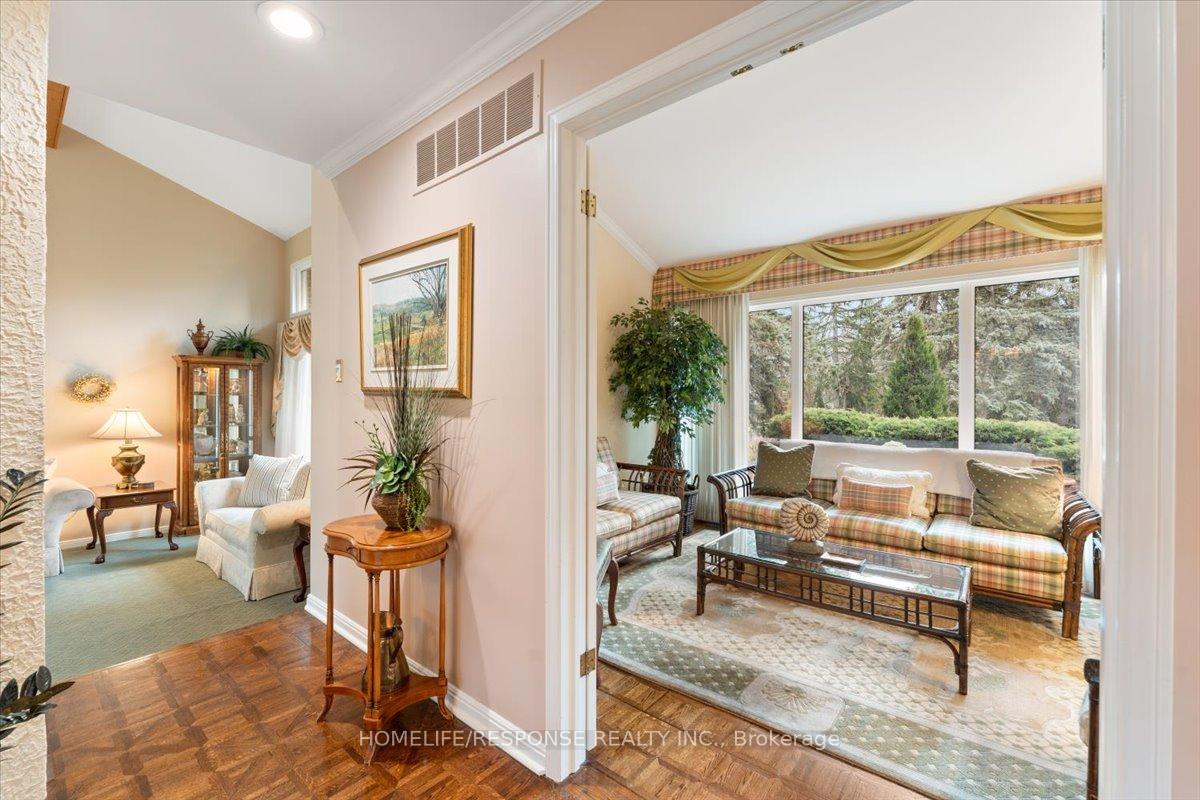 36 Thorncrest Rd, Toronto, ON M9A1S3 | 3 Bedroom 4 Bathroom Detached House | Image 11