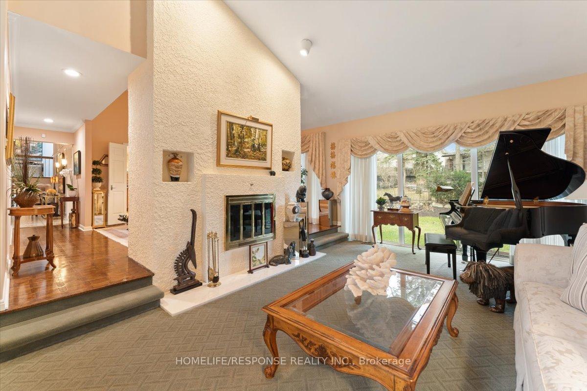 36 Thorncrest Rd, Toronto, ON M9A1S3 | 3 Bedroom 4 Bathroom Detached House | Image 13