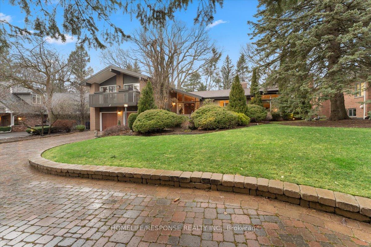 36 Thorncrest Rd, Toronto, ON M9A1S3 | 3 Bedroom 4 Bathroom Detached House | Image 2