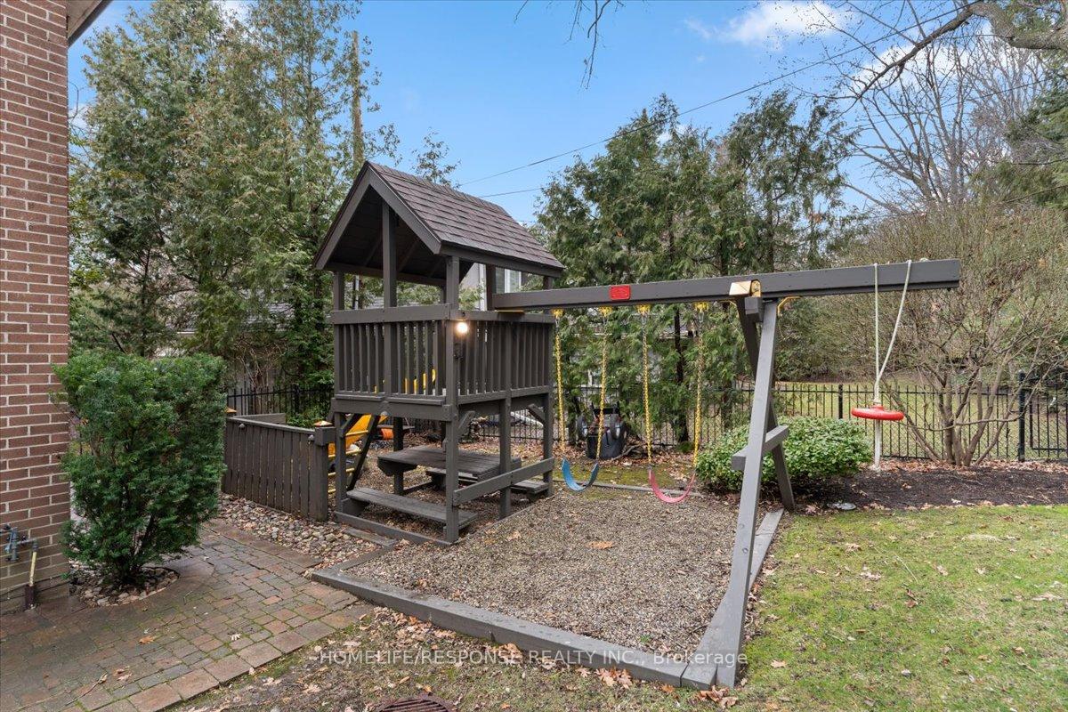 36 Thorncrest Rd, Toronto, ON M9A1S3 | 3 Bedroom 4 Bathroom Detached House | Image 33