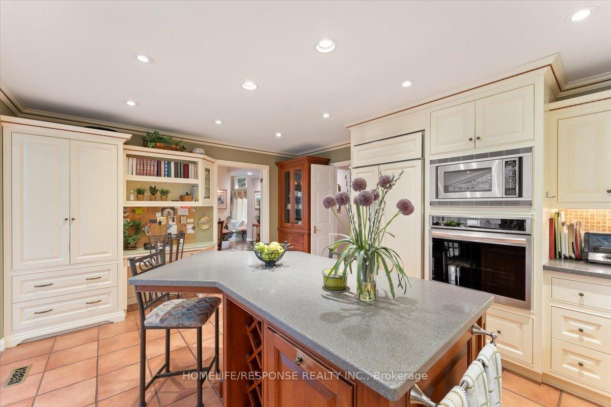 36 Thorncrest Rd, Toronto, ON M9A1S3 | 3 Bedroom 4 Bathroom Detached House | Image 8