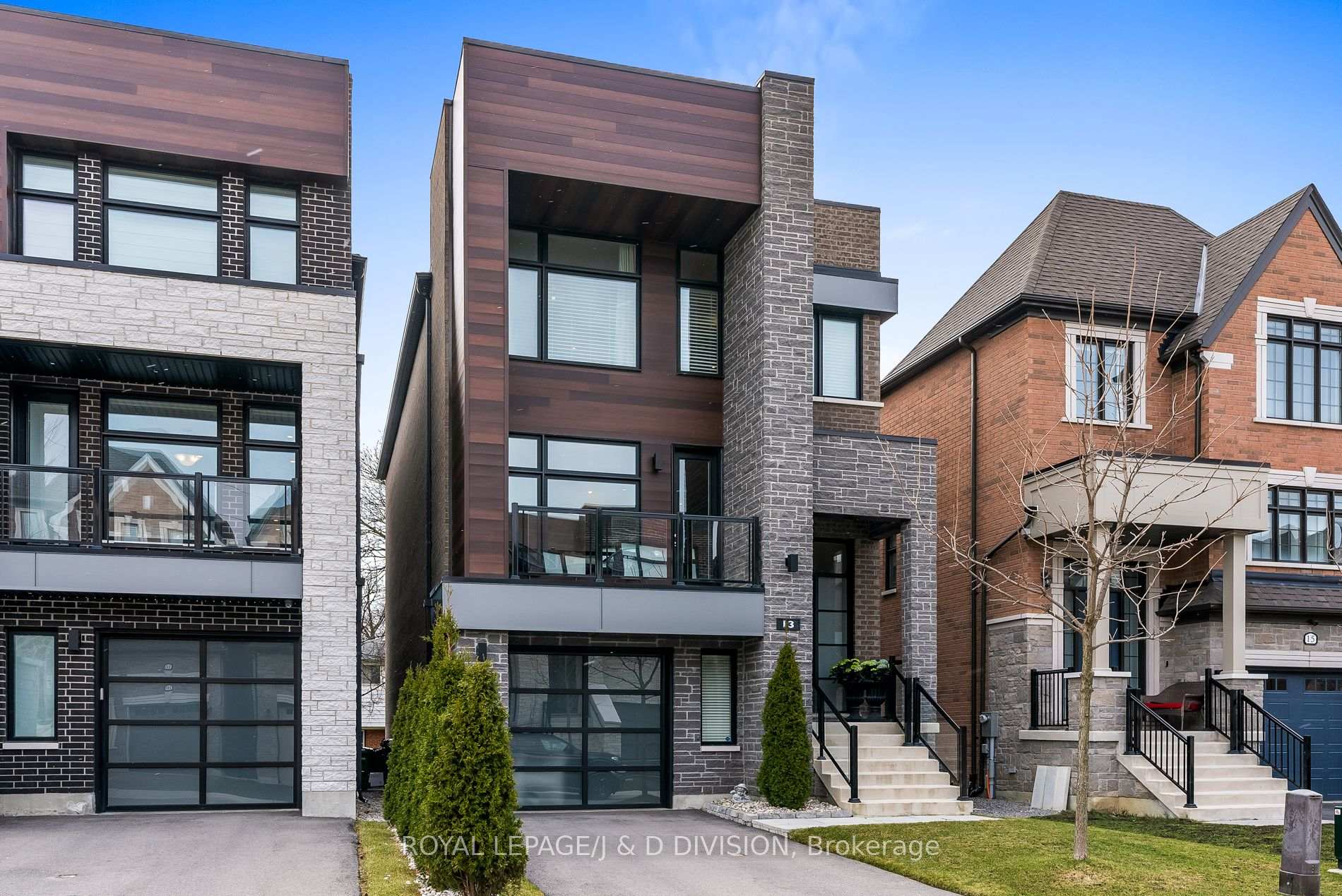 13 Chimney Swift Crt, Toronto, ON M9B0C6 | 3 Bedroom 5 Bathroom Detached House | Image 3