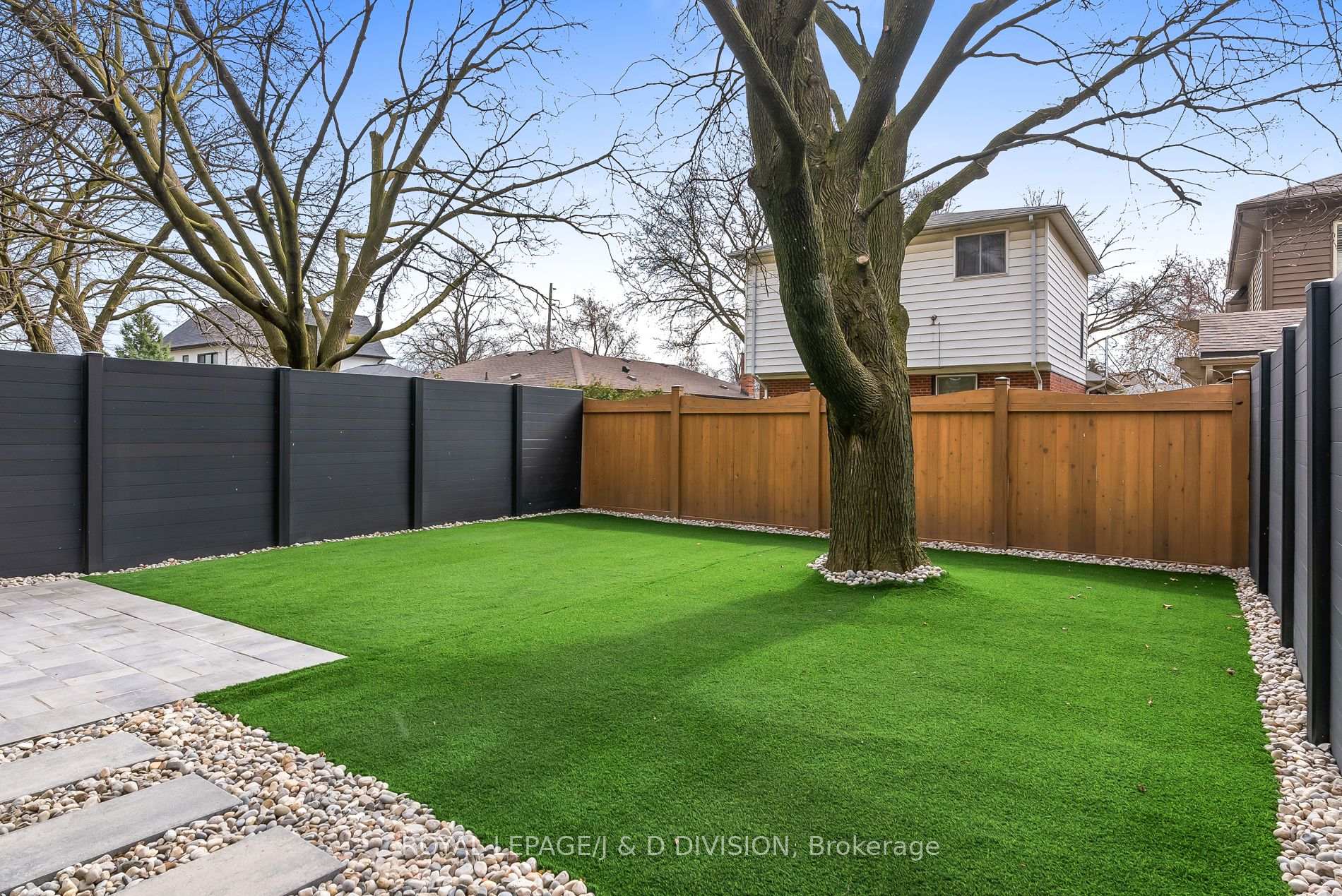 13 Chimney Swift Crt, Toronto, ON M9B0C6 | 3 Bedroom 5 Bathroom Detached House | Image 35