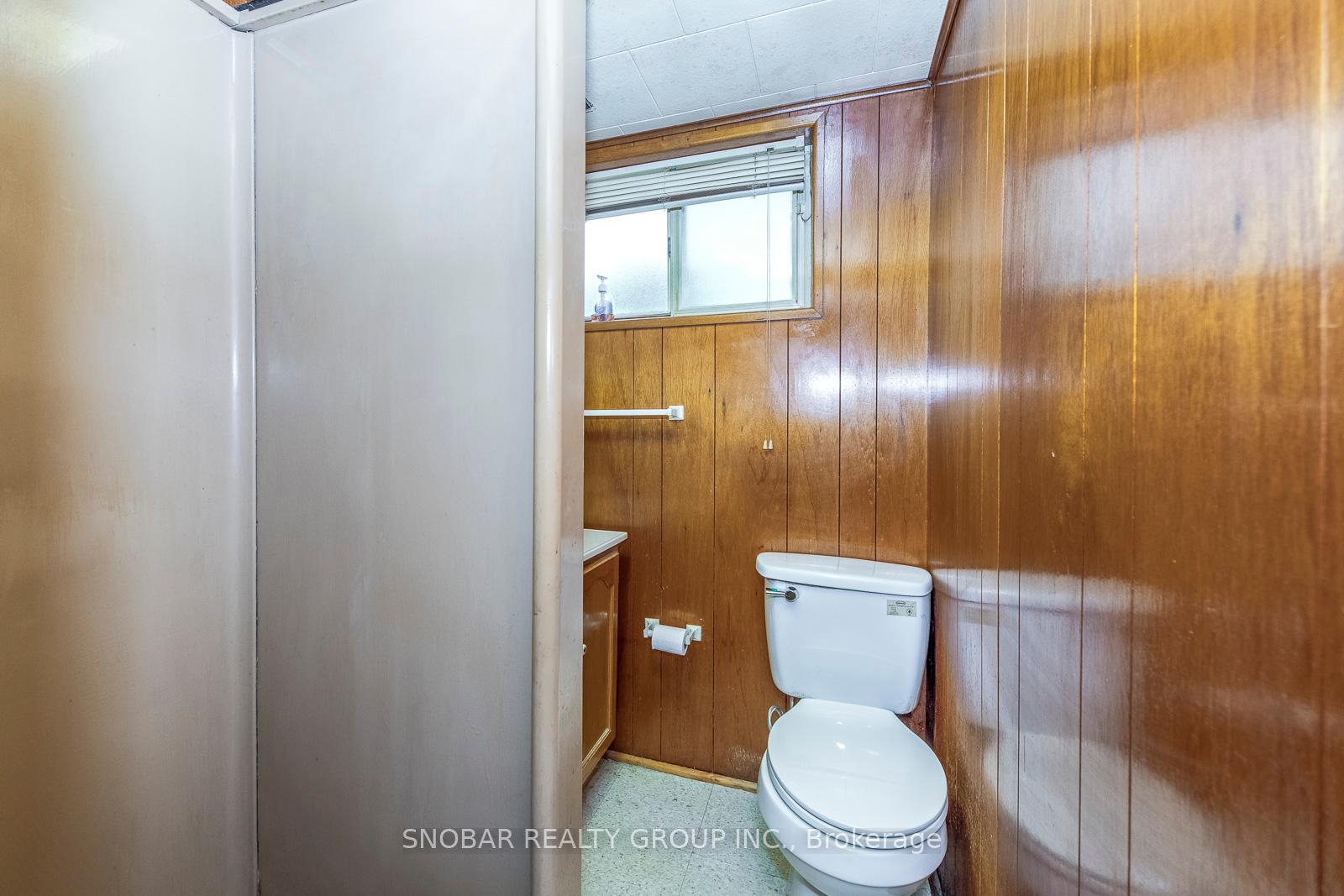 20 Lesmar Dr, Toronto, ON M9B2V1 | 3 Bedroom 2 Bathroom Detached House | Image 33