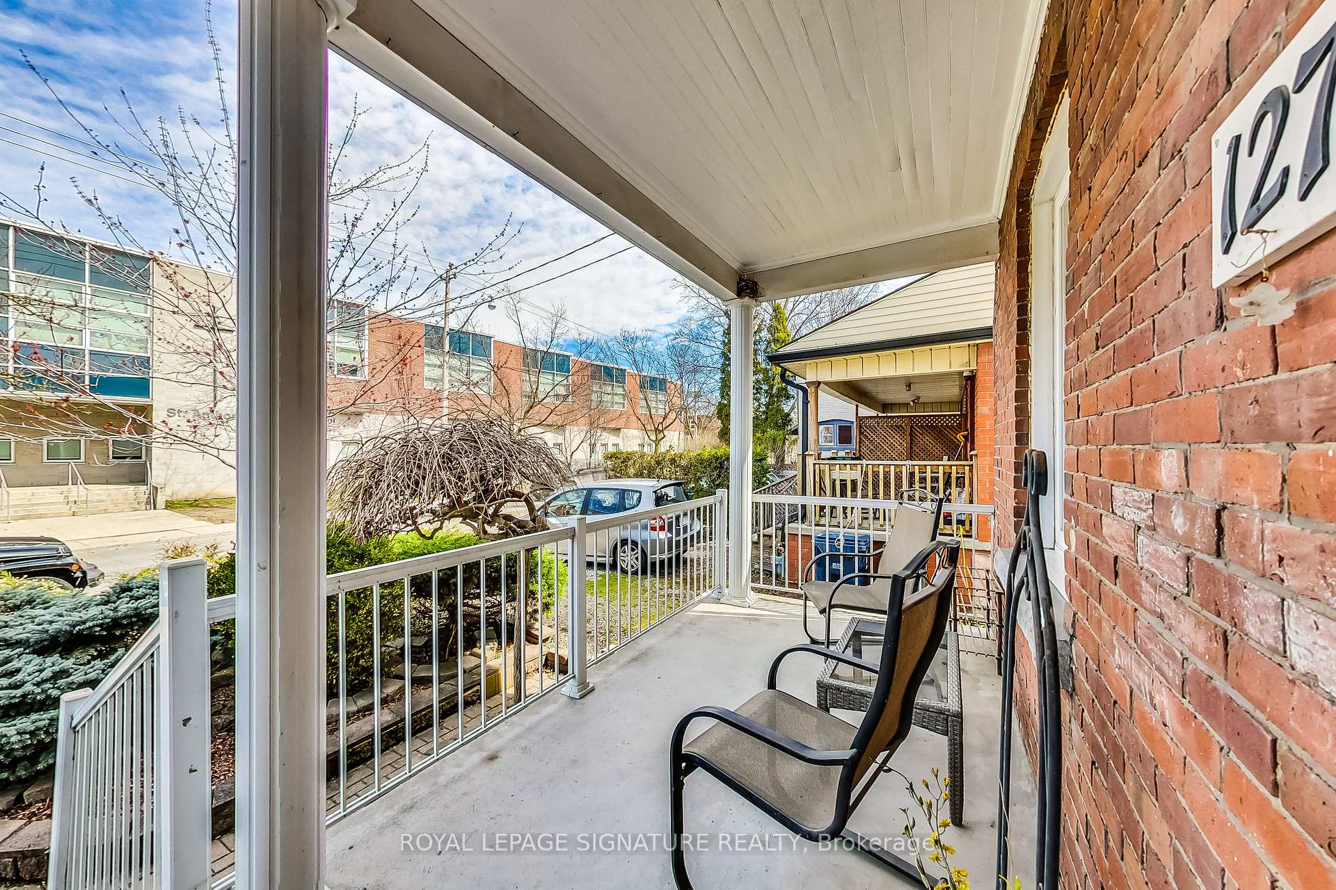 127 Shanly St, Toronto, ON M6H1S8 | 3 Bedroom 3 Bathroom Semi-Detached House | Image 2