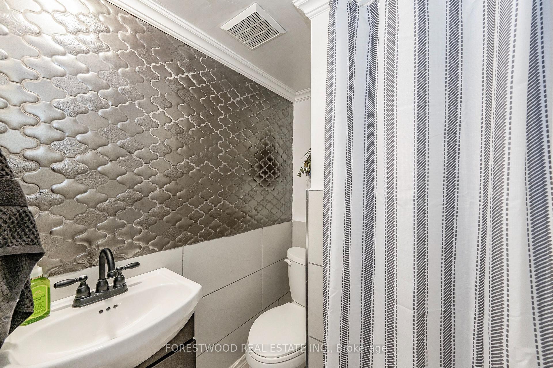 138 Winston Park Blvd, Toronto, ON M3K1C5 | 4 Bedroom 4 Bathroom Detached House | Image 31
