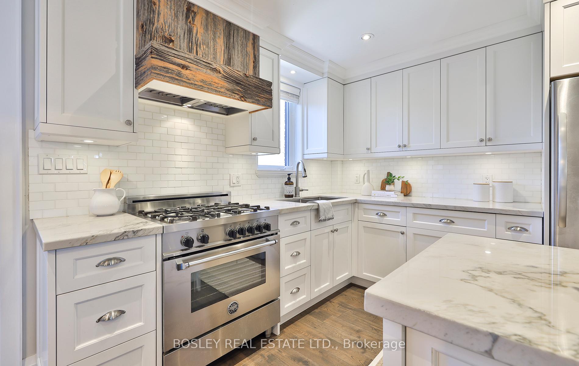 98 Primrose Ave, Toronto, ON M6H3V3 | 3 Bedroom 2 Bathroom Semi-Detached House | Image 15