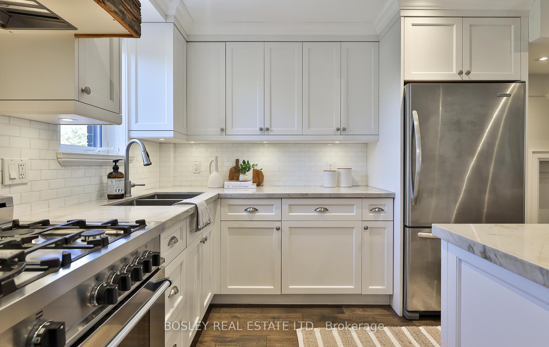 98 Primrose Ave, Toronto, ON M6H3V3 | 3 Bedroom 2 Bathroom Semi-Detached House | Image 18