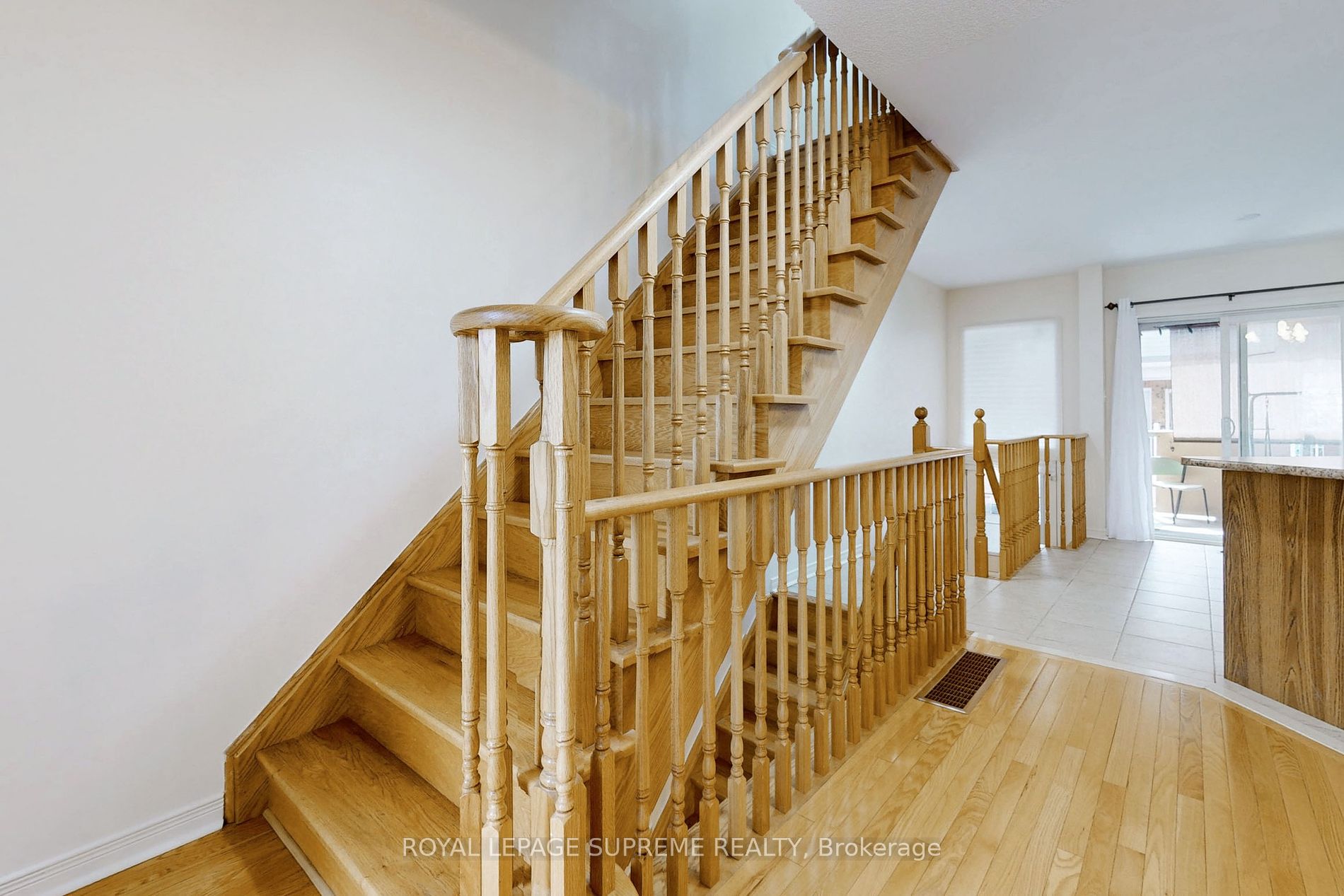 42 Joseph Griffith Lane, Toronto, ON M3L0C7 | 3 Bedroom 3 Bathroom Freehold Townhouse | Image 19