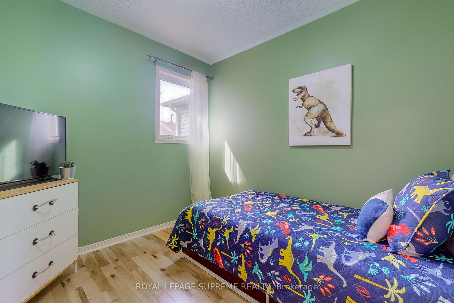 42 Joseph Griffith Lane, Toronto, ON M3L0C7 | 3 Bedroom 3 Bathroom Freehold Townhouse | Image 27