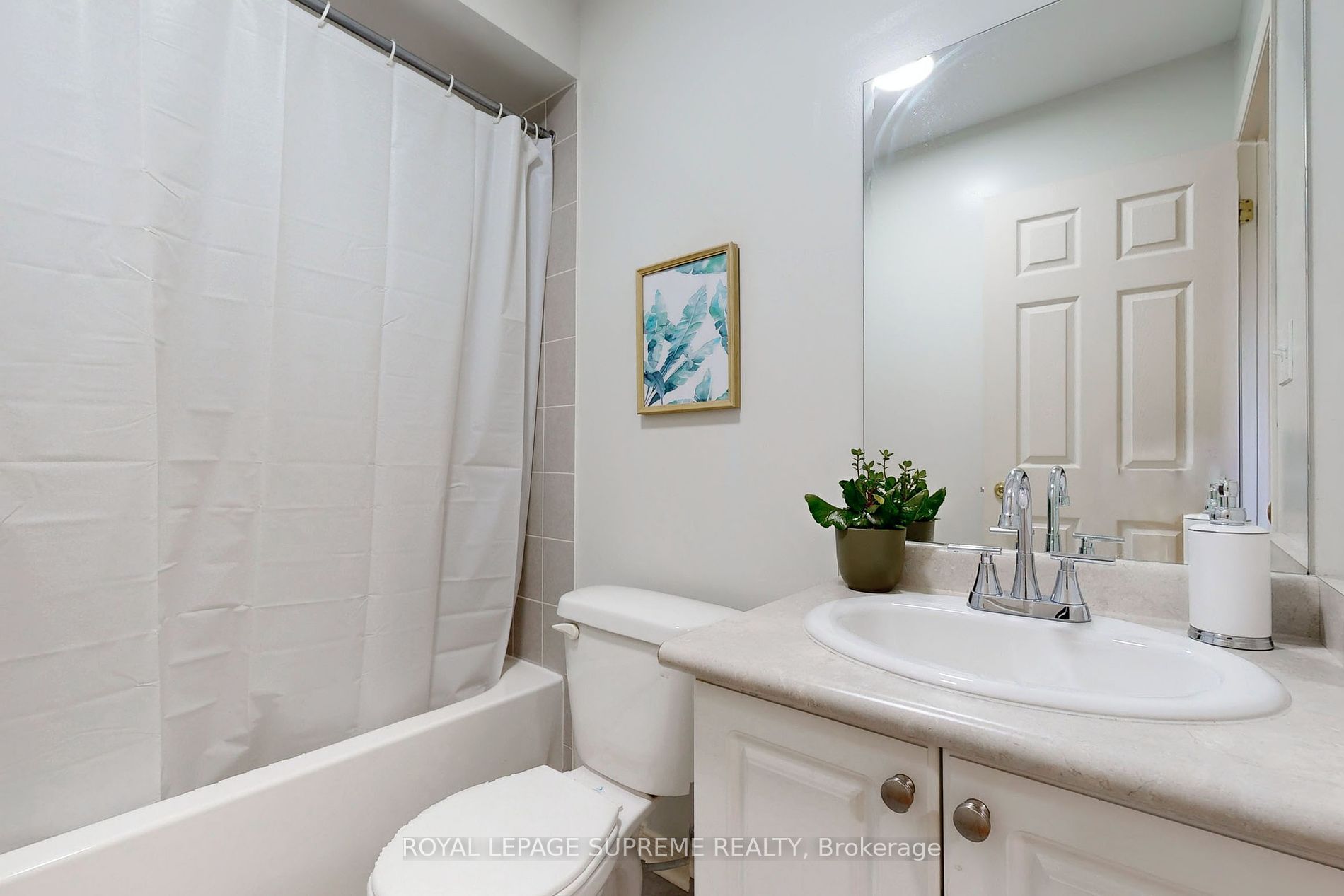 42 Joseph Griffith Lane, Toronto, ON M3L0C7 | 3 Bedroom 3 Bathroom Freehold Townhouse | Image 29