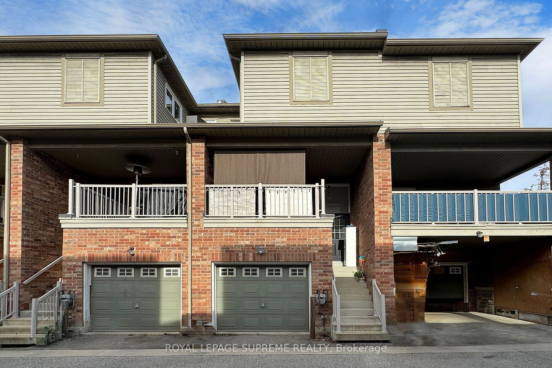 42 Joseph Griffith Lane, Toronto, ON M3L0C7 | 3 Bedroom 3 Bathroom Freehold Townhouse | Image 34