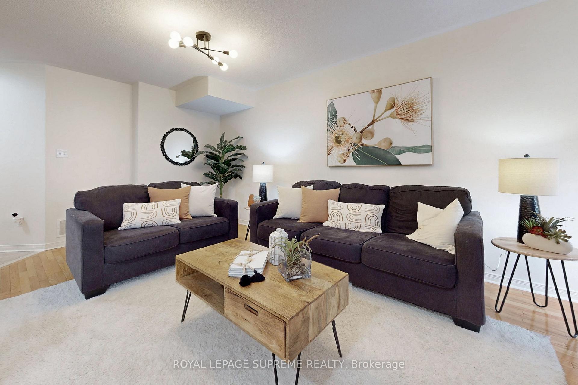 42 Joseph Griffith Lane, Toronto, ON M3L0C7 | 3 Bedroom 3 Bathroom Freehold Townhouse | Image 6