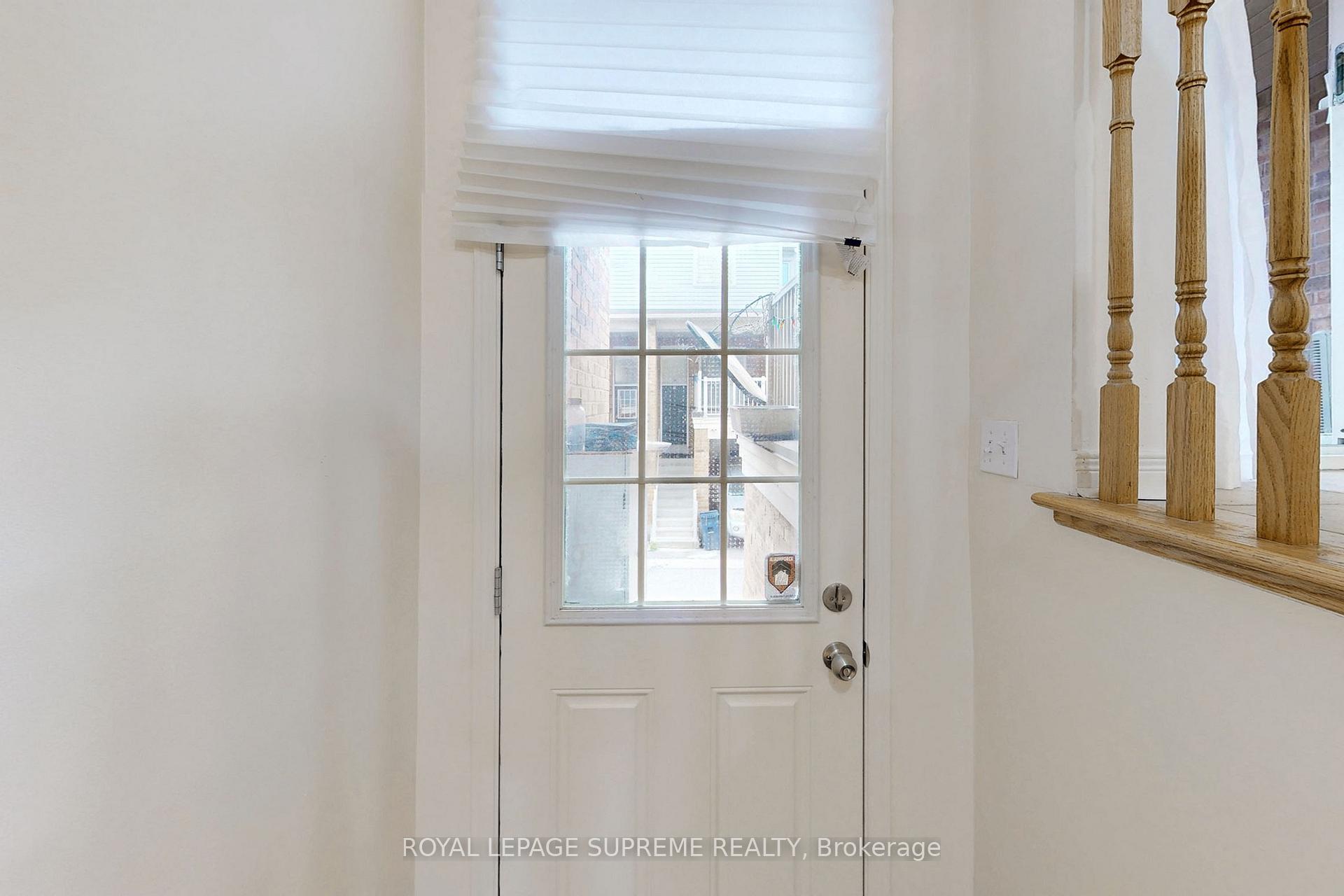 42 Joseph Griffith Lane, Toronto, ON M3L0C7 | 3 Bedroom 3 Bathroom Freehold Townhouse | Image 9