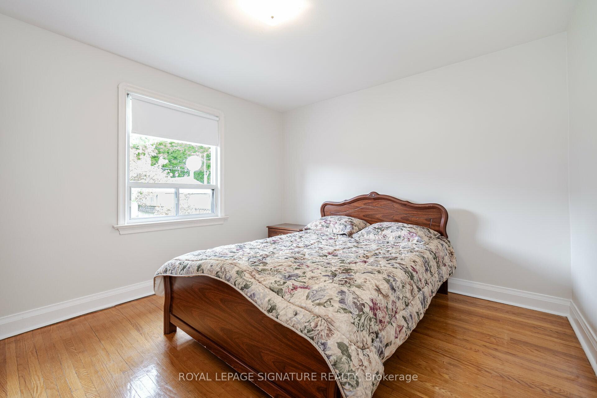 76 Cannon Rd, Toronto, ON M8Y1S1 | 3 Bedroom 2 Bathroom Detached House | Image 15