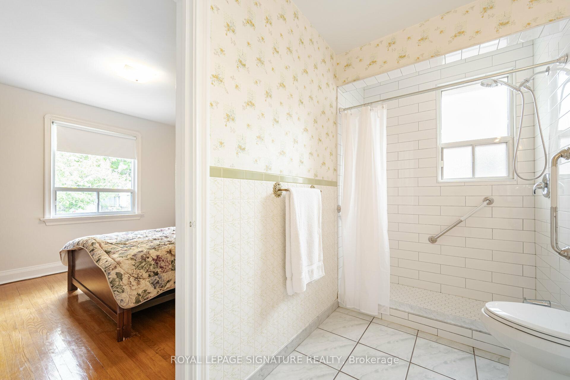 76 Cannon Rd, Toronto, ON M8Y1S1 | 3 Bedroom 2 Bathroom Detached House | Image 22