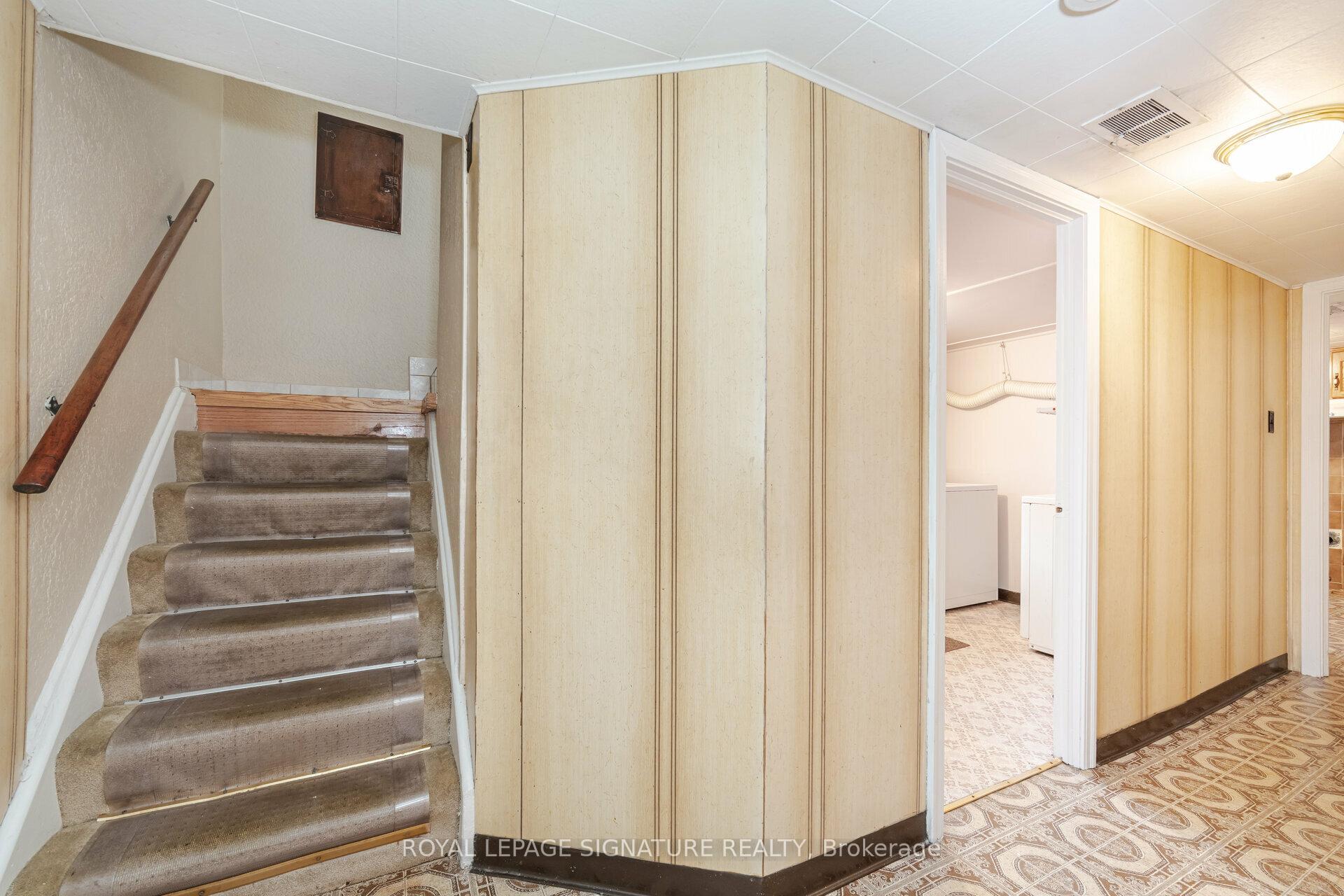 76 Cannon Rd, Toronto, ON M8Y1S1 | 3 Bedroom 2 Bathroom Detached House | Image 23