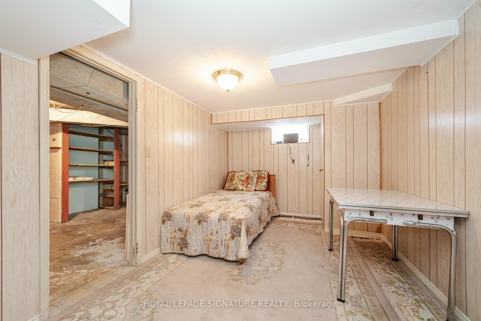 76 Cannon Rd, Toronto, ON M8Y1S1 | 3 Bedroom 2 Bathroom Detached House | Image 24