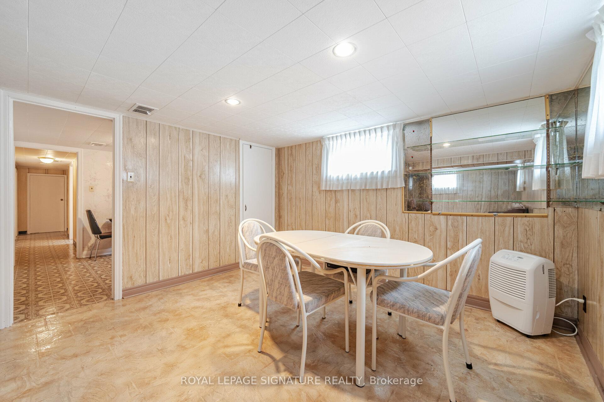 76 Cannon Rd, Toronto, ON M8Y1S1 | 3 Bedroom 2 Bathroom Detached House | Image 29