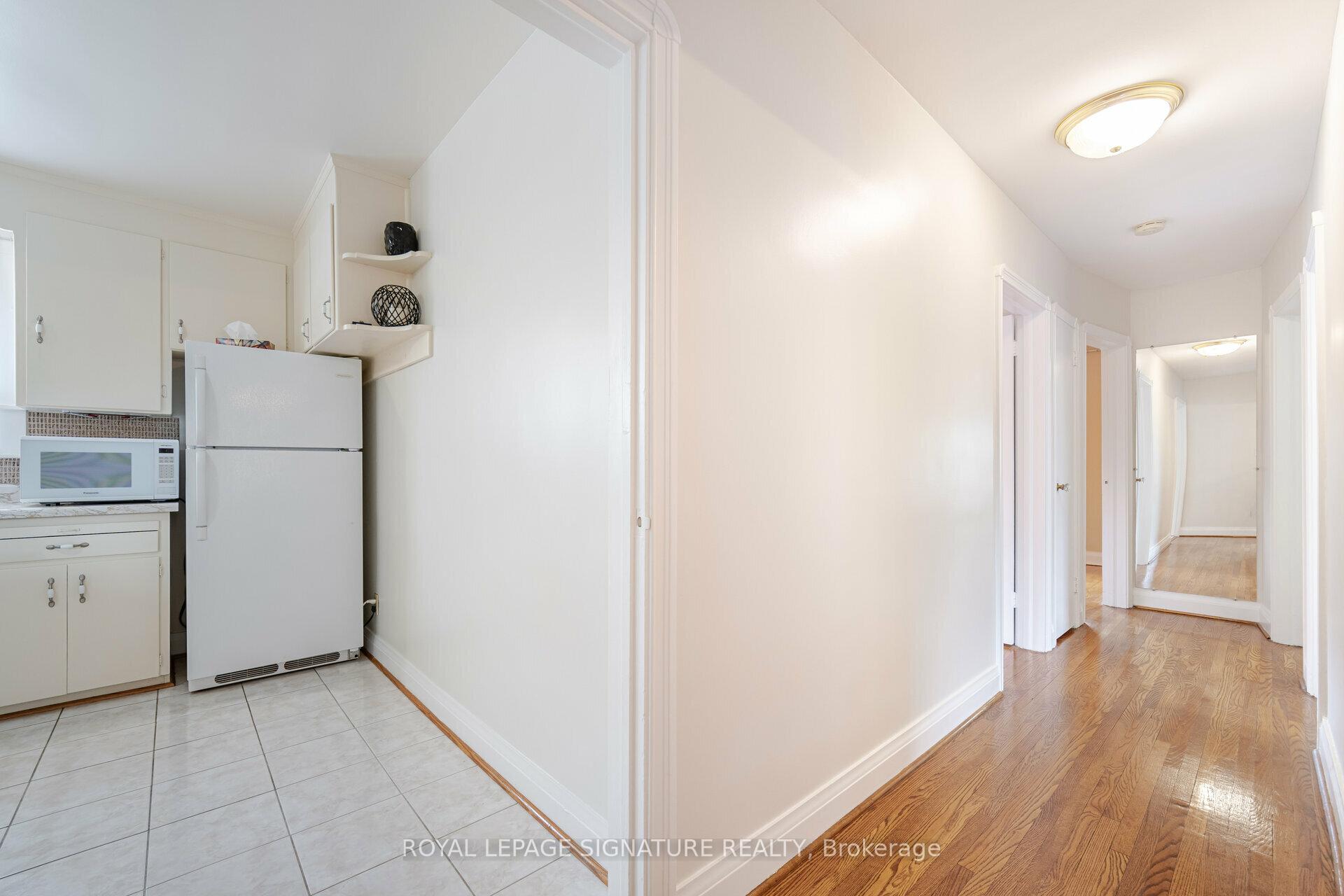 76 Cannon Rd, Toronto, ON M8Y1S1 | 3 Bedroom 2 Bathroom Detached House | Image 40