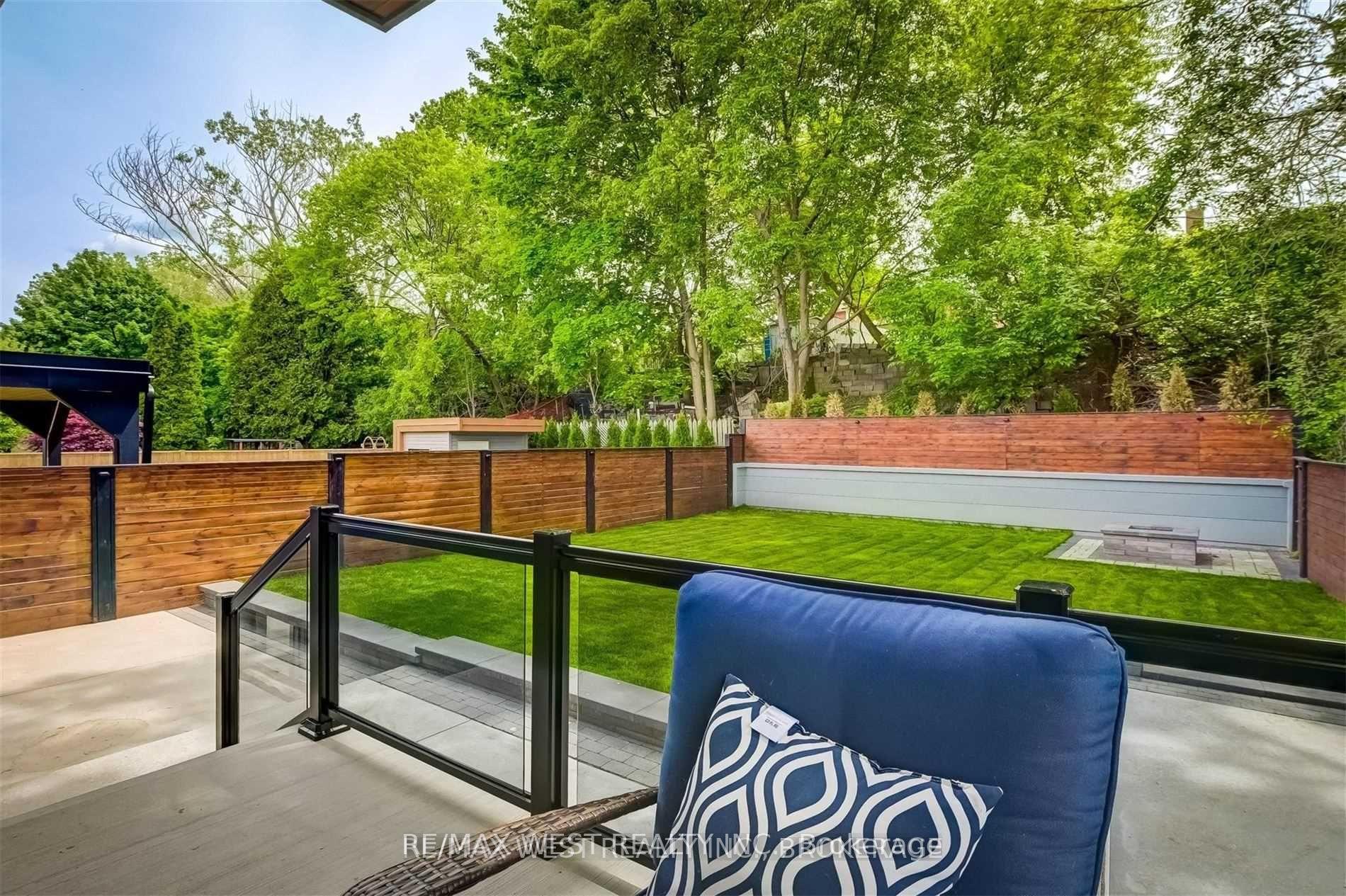 59 Cynthia Rd, Toronto, ON M6N2P8 | 4 Bedroom 5 Bathroom Detached House | Image 37