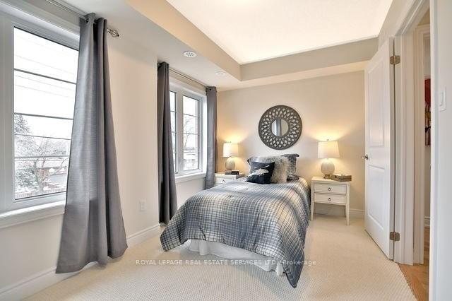 1024B Islington Ave, Toronto, ON M8Z6A4 | 3 Bedroom 3 Bathroom Condo Townhouse | Image 20