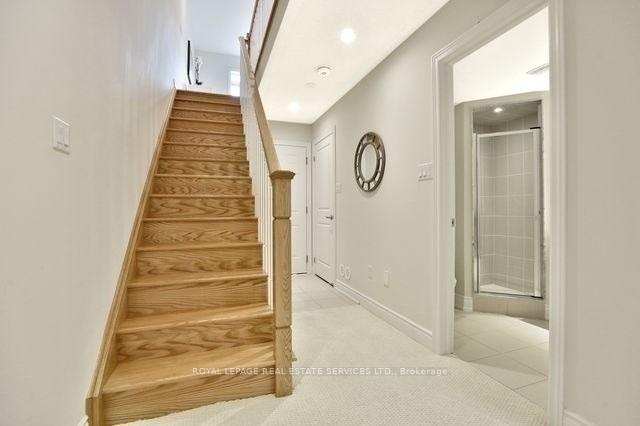 1024B Islington Ave, Toronto, ON M8Z6A4 | 3 Bedroom 3 Bathroom Condo Townhouse | Image 34