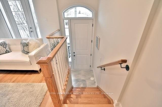 1024B Islington Ave, Toronto, ON M8Z6A4 | 3 Bedroom 3 Bathroom Condo Townhouse | Image 4