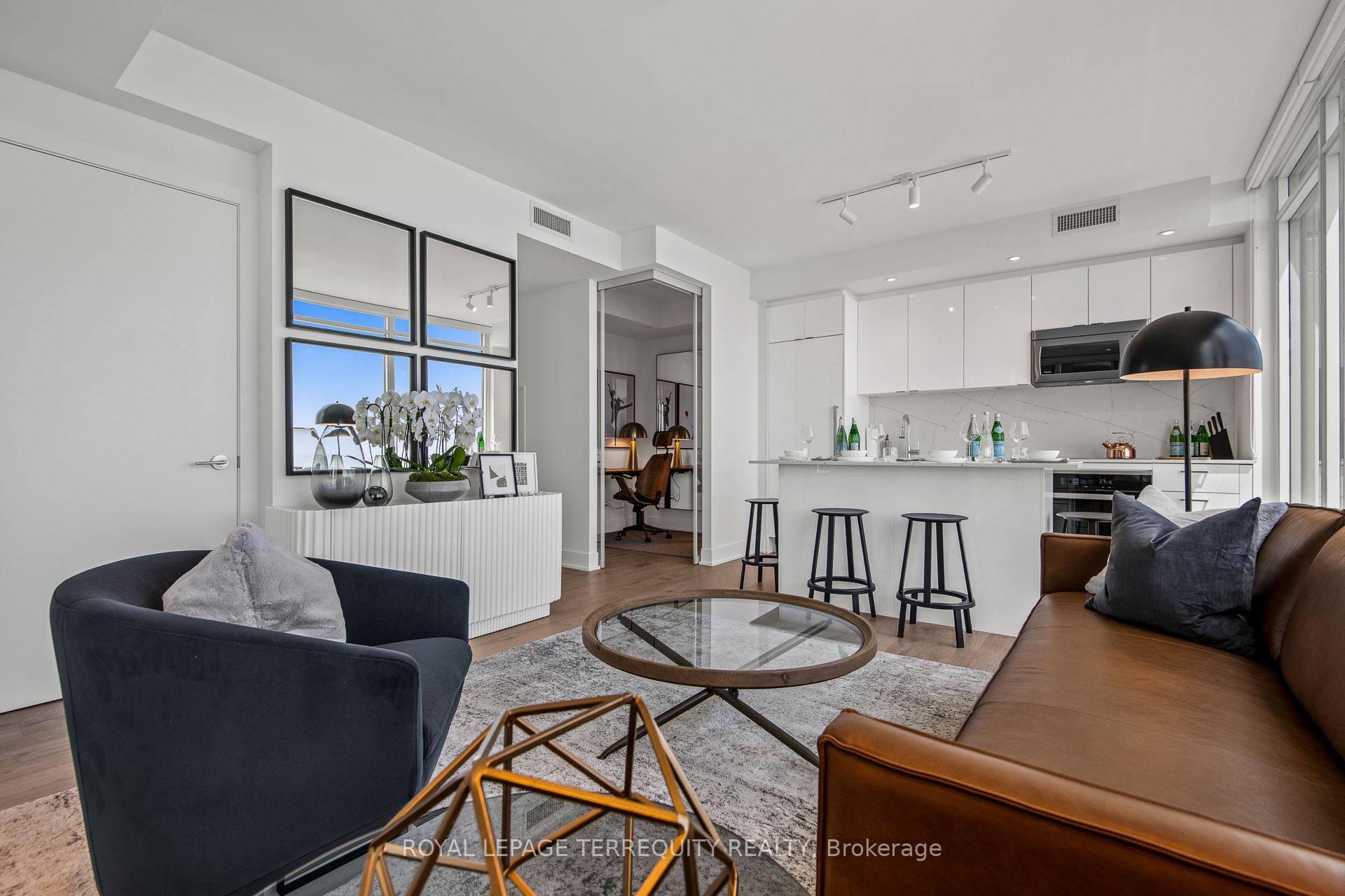 #3709e - 1926 Lake Shore Blvd W, Toronto, ON M6S1A1 | 2 Bedroom 2 Bathroom Condo Apt | Image 14