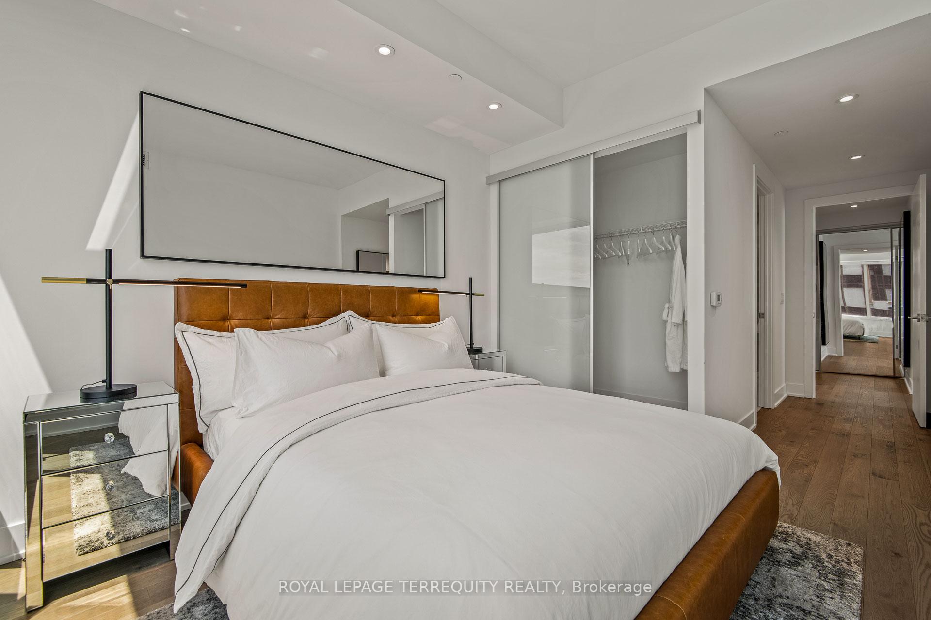 #3709e - 1926 Lake Shore Blvd W, Toronto, ON M6S1A1 | 2 Bedroom 2 Bathroom Condo Apt | Image 17