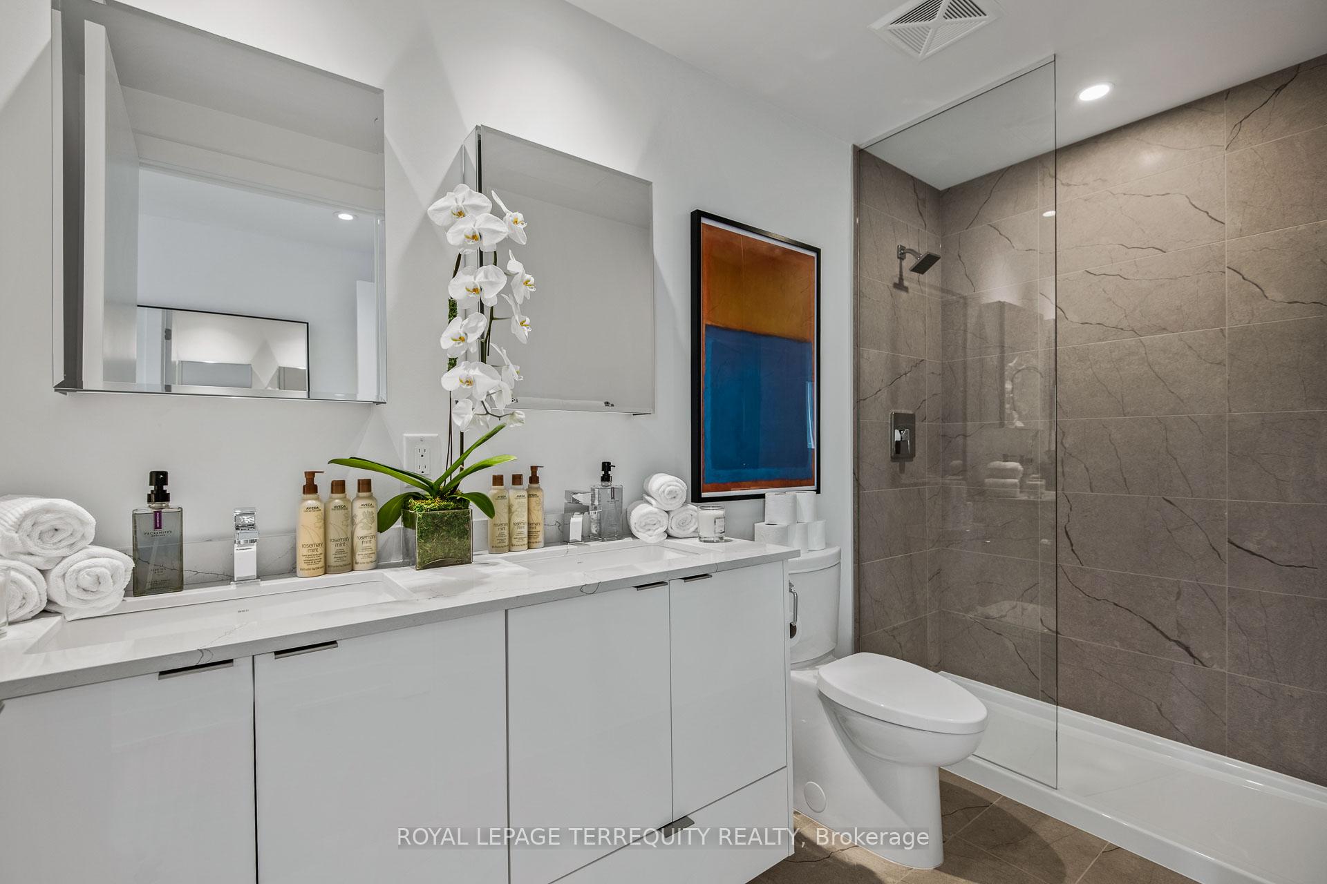 #3709e - 1926 Lake Shore Blvd W, Toronto, ON M6S1A1 | 2 Bedroom 2 Bathroom Condo Apt | Image 18