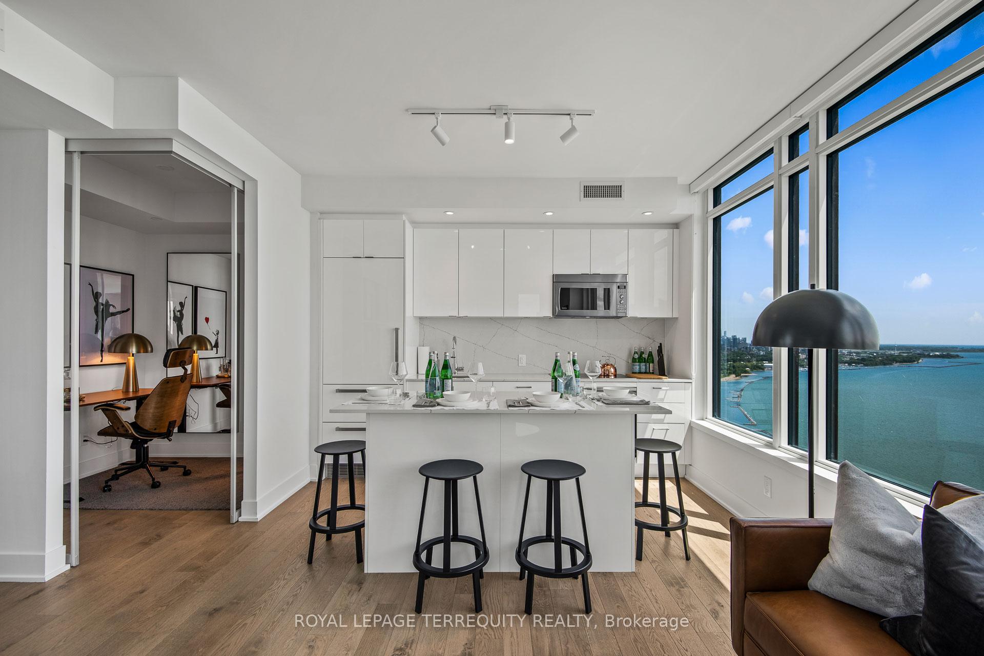 #3709e - 1926 Lake Shore Blvd W, Toronto, ON M6S1A1 | 2 Bedroom 2 Bathroom Condo Apt | Image 7