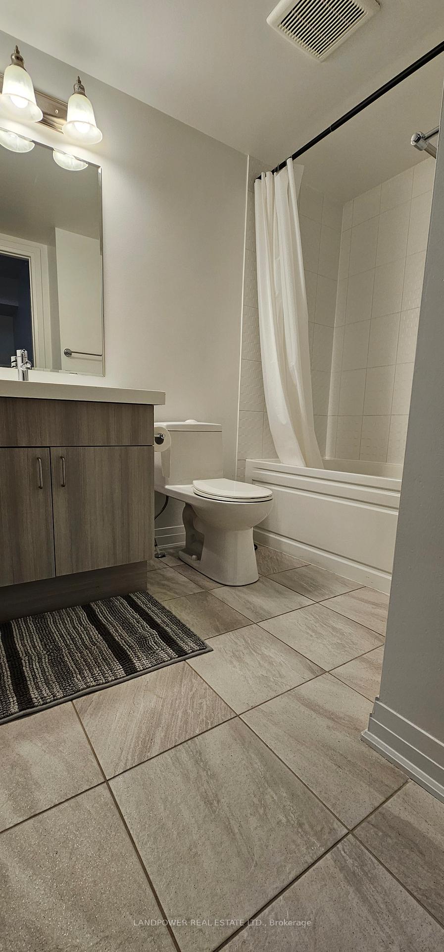 295 Downsview Park Blvd, Toronto, ON M3K0B6 | 3 Bedroom 4 Bathroom Freehold Townhouse | Image 16