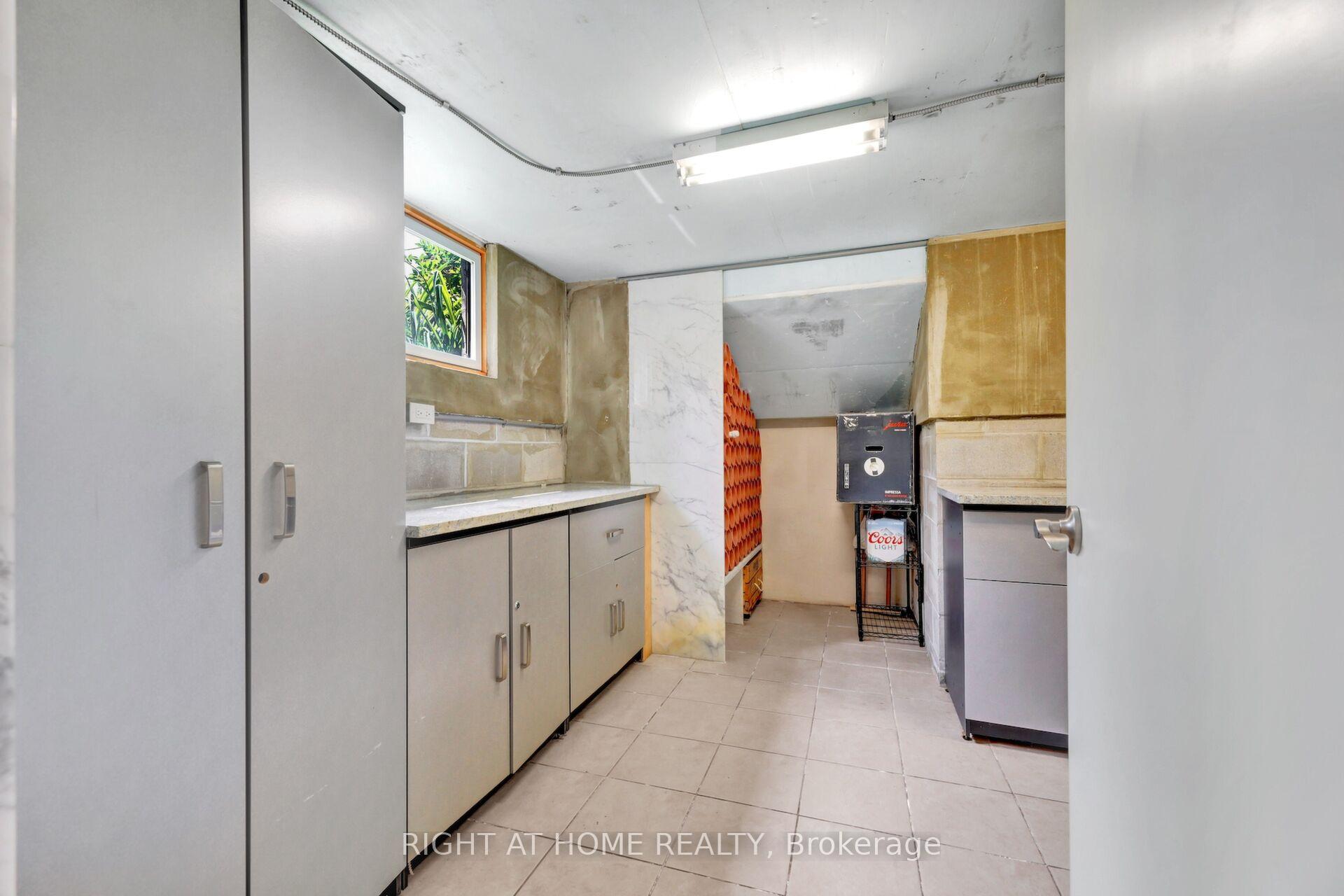 69 Tavistock Rd, Toronto, ON M3M2N8 | 3 Bedroom 3 Bathroom Detached House | Image 27